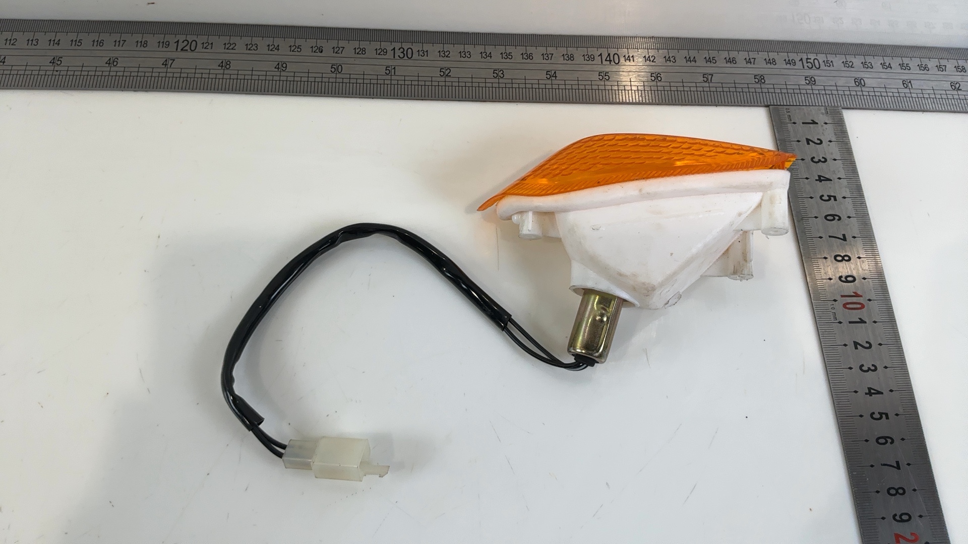 Kawasaki ZZR600 ZX600D 600cc Rear Left Turn Signal Light 1990-92 OEM 23040-1217 - Image 4