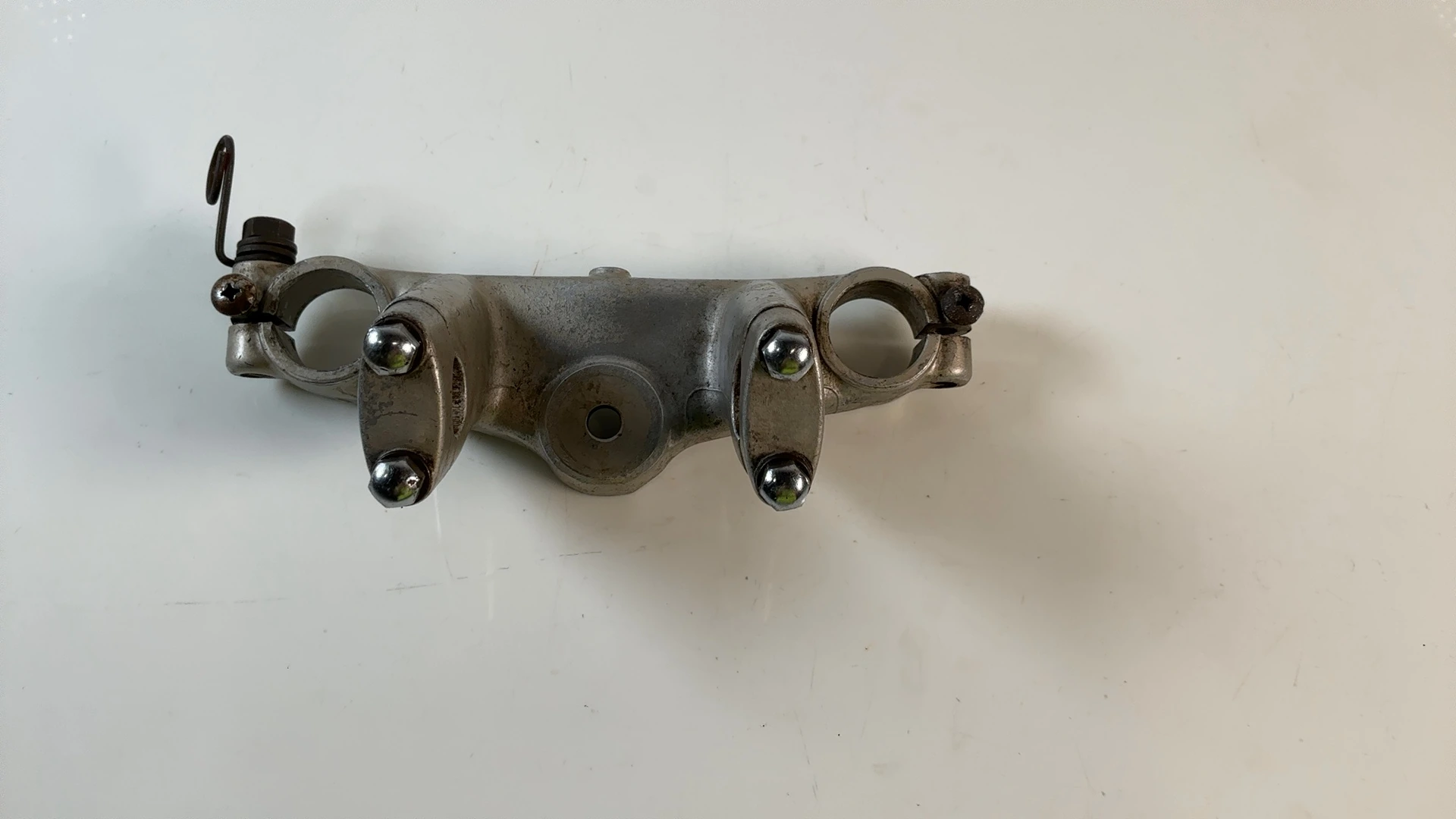 Suzuki DR125S SF42A 125cc Upper Triple Tree Fork Bridge 1983-85 OEM 51311-42A00 - Image 1
