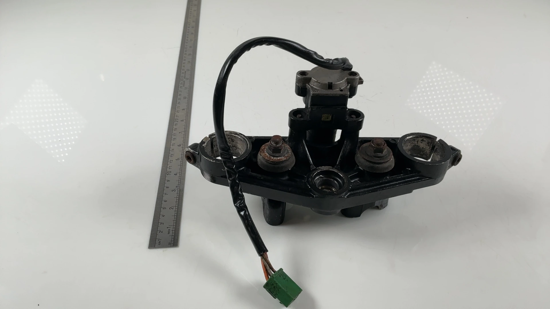 Suzuki GS500E GM51B 500cc Upper Fork Bridge Yoke 1989-2000 OEM 51311-01D00 - Image 4
