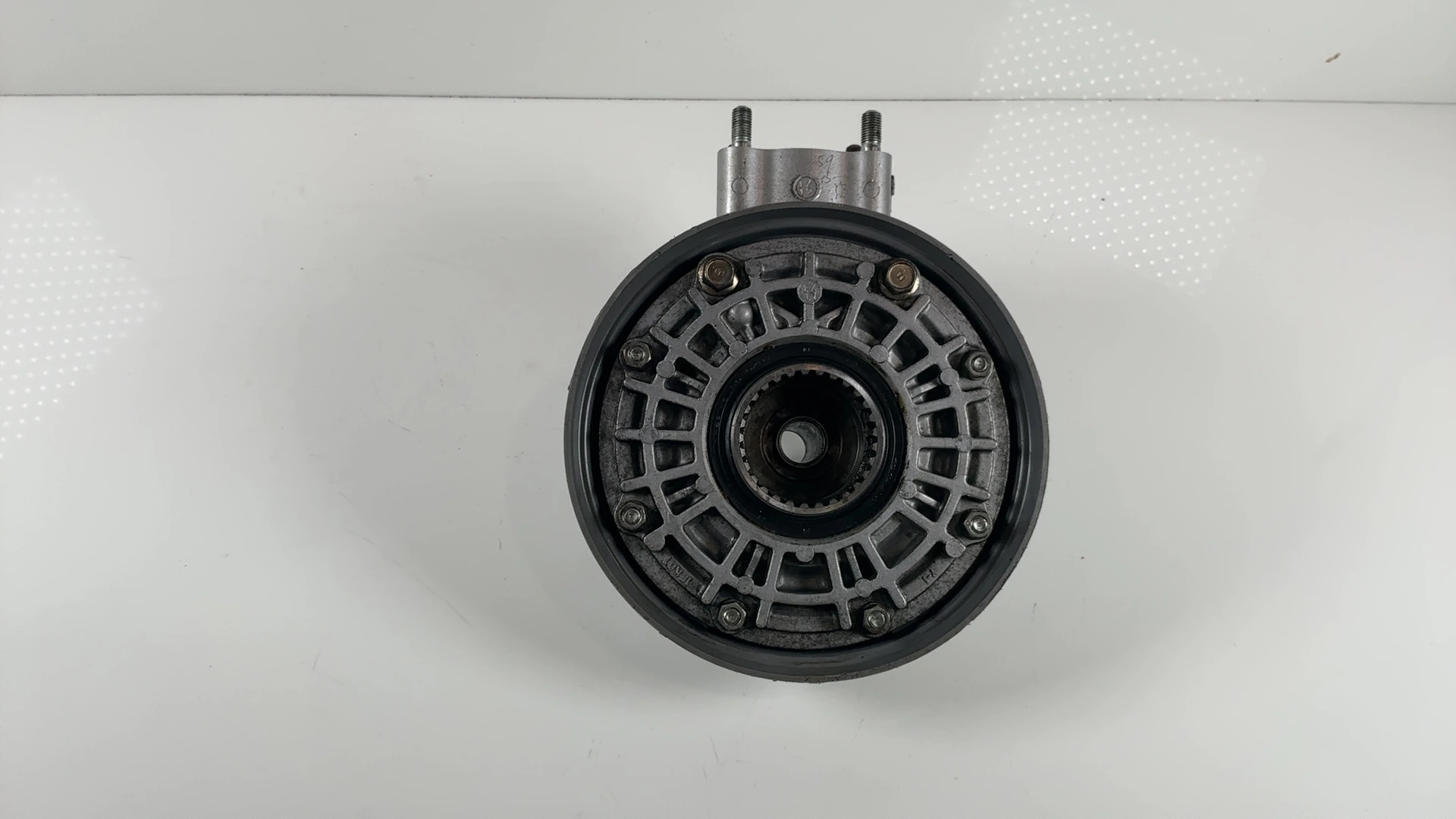Yamaha V-Max VMX1200 1200 Rear Final Drive Gear Case 1985-07 OEM 1FK-46101-10-00 - Image 6