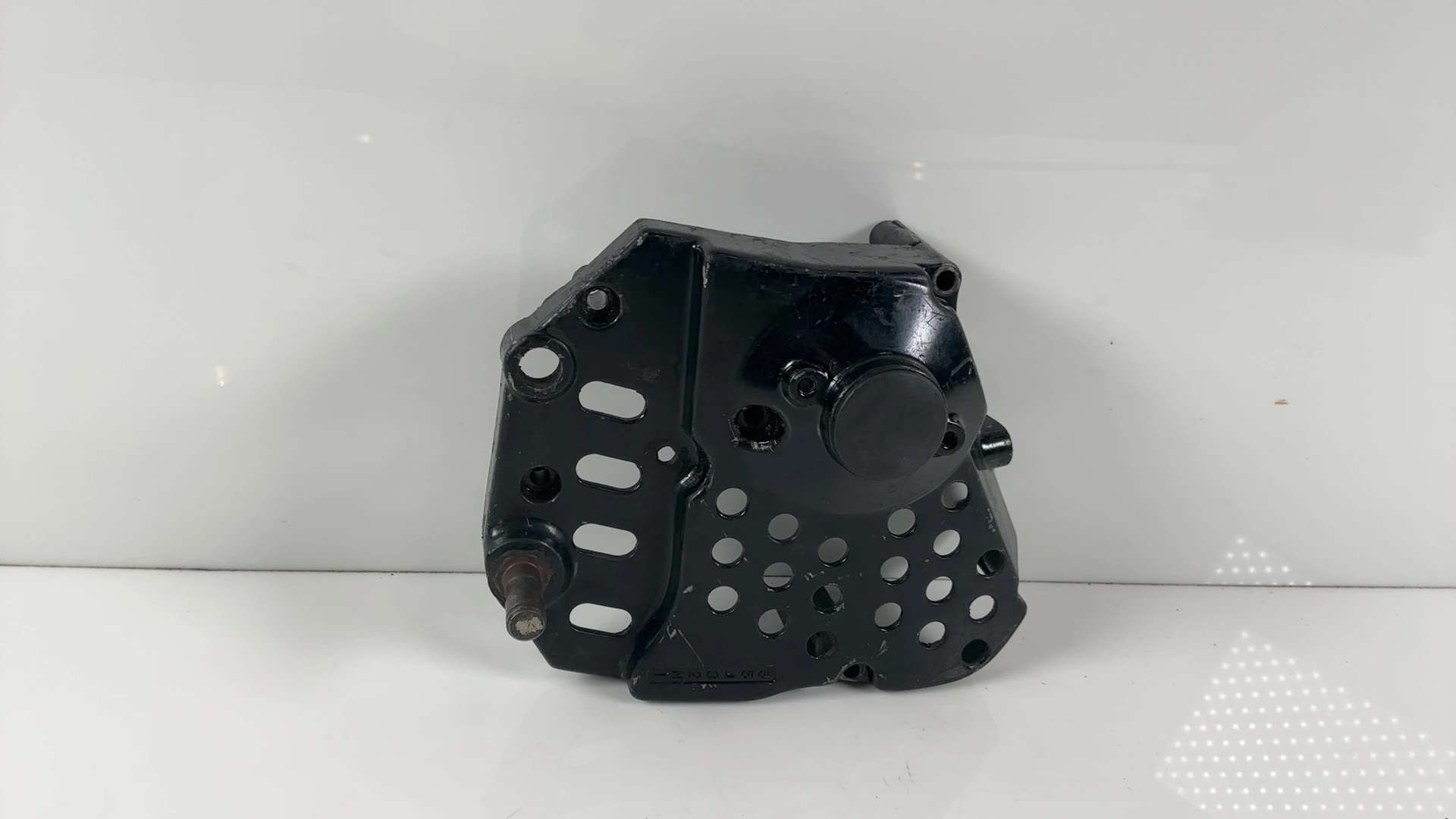 Suzuki GSX600F Katana GN72A 600cc Engine Sprocket Cover 1989-97 OEM 11361-20C02 - Image 1