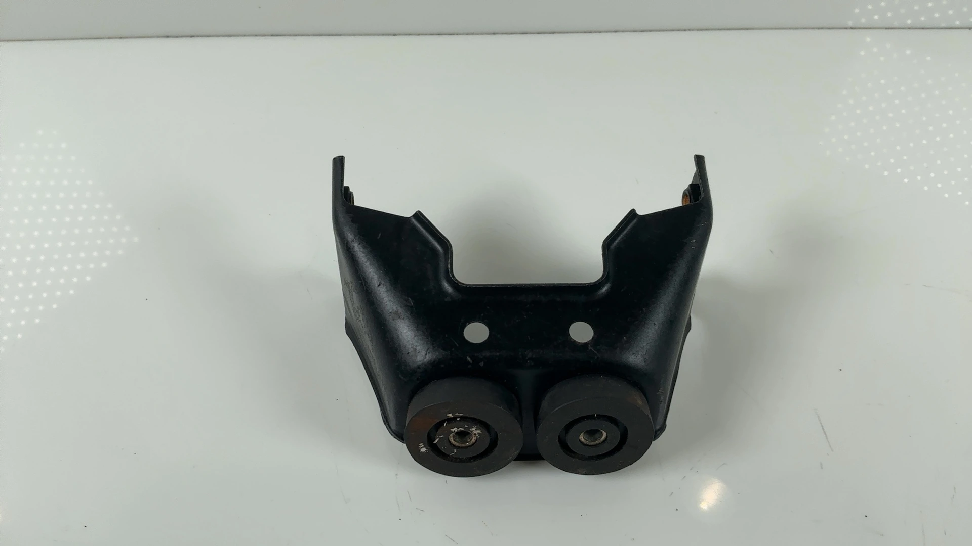 Triumph Trophy T300E 1200 Fuel Tank Mount Bracket 1995 1996 OEM T2070700 - Image 2