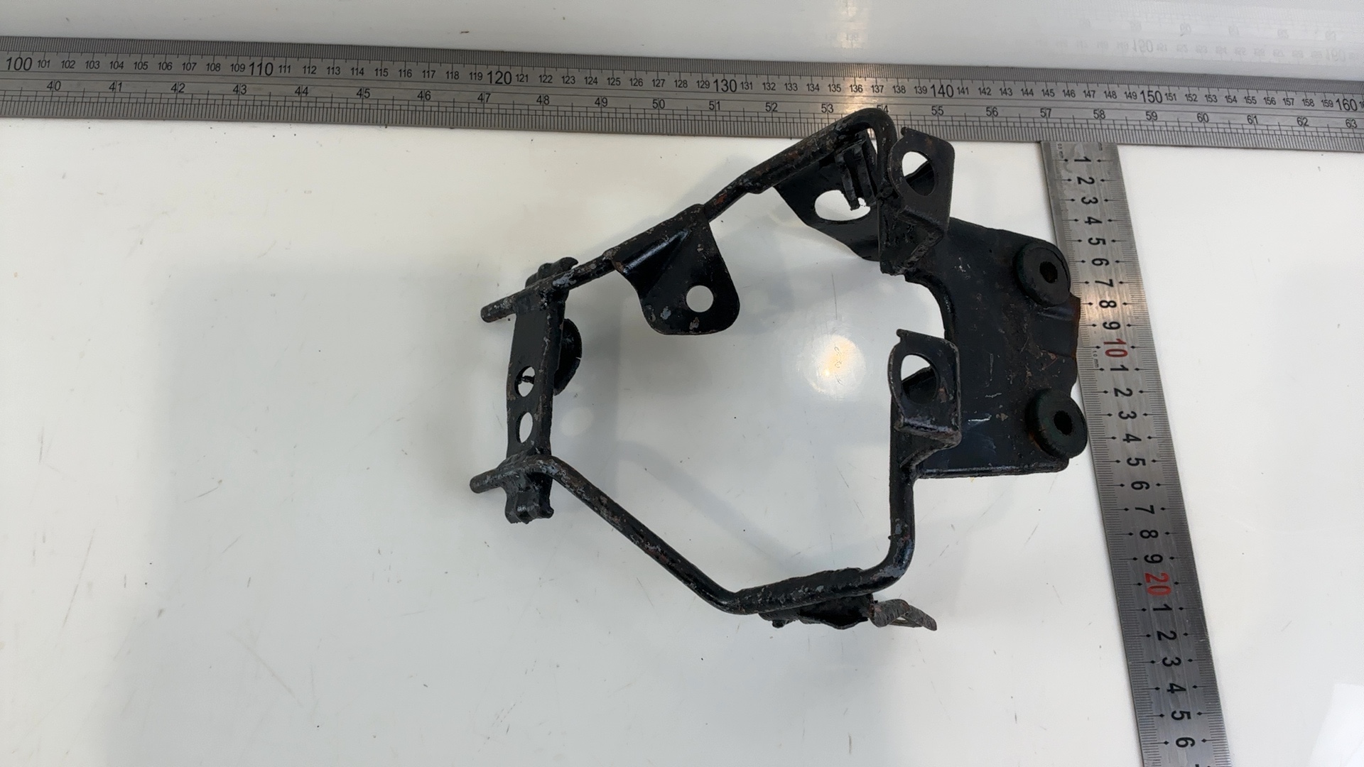 Honda NS125F NS125 125 CC Headlight Stay Bracket 1985 1987 OEM 61320-KR1-760 - Image 4