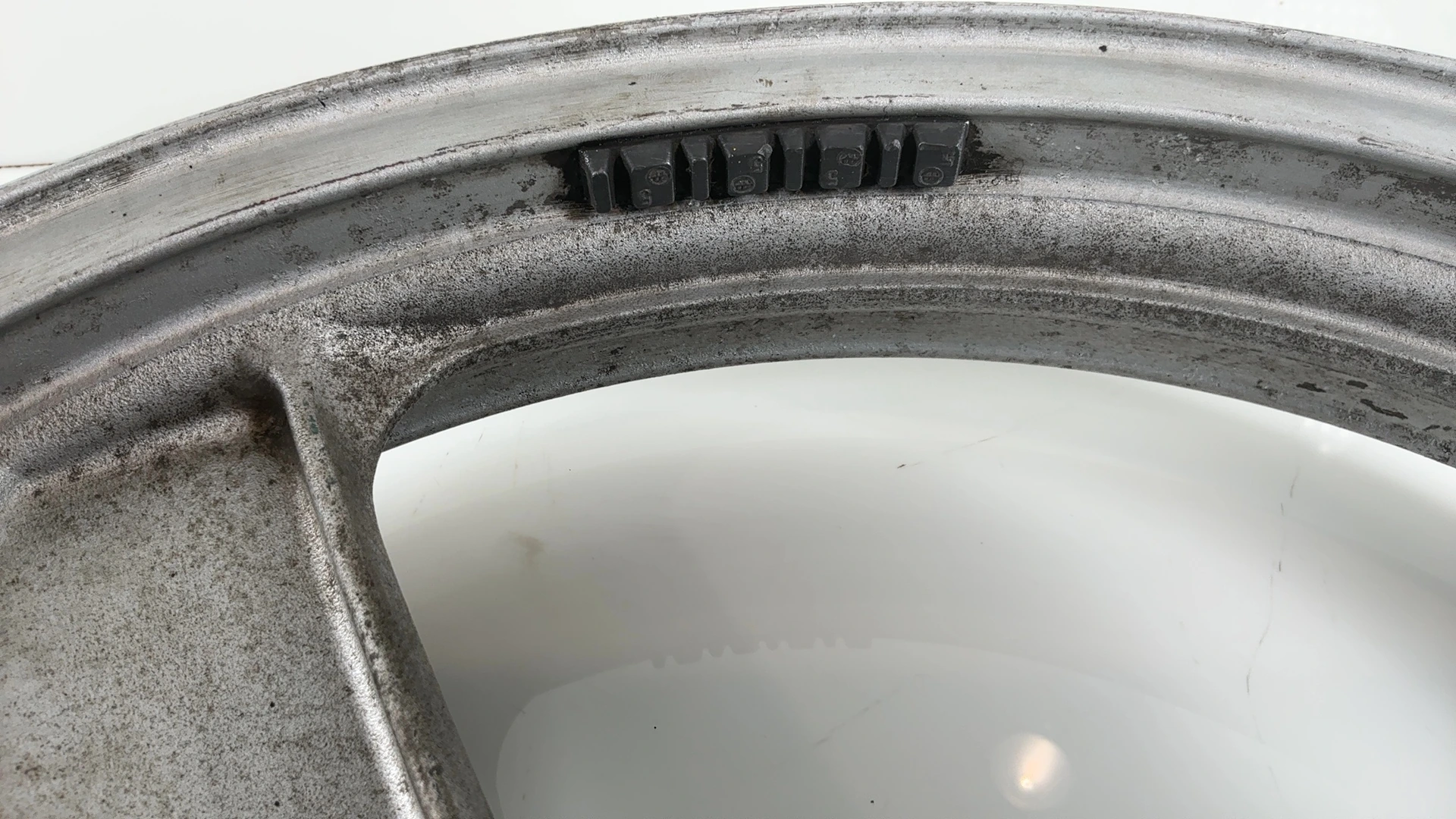 Kawasaki ZZR250 EX250H 250cc Front Wheel Rim 1990-2007 OEM 41073-1473-GE - Image 11