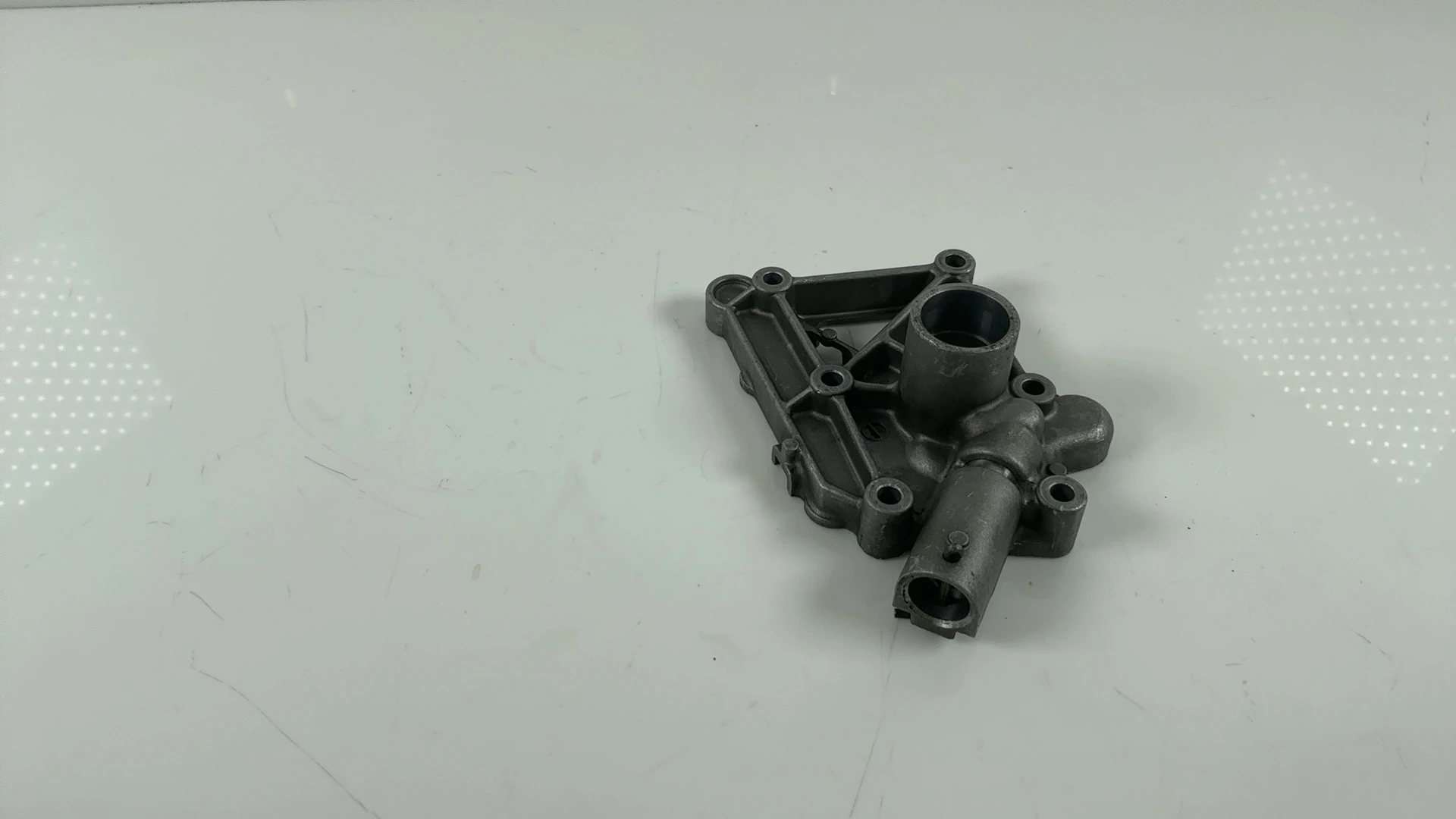 Honda CB750 Custom Super Sport 750cc Oil Passage Body 1979-83 OEM 15311-425-305 - Image 4