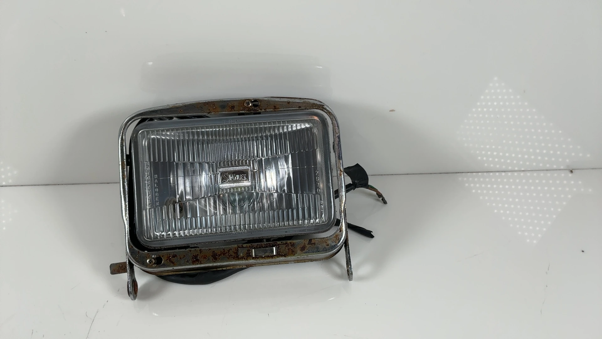 Honda Elite CH150 Deluxe 150cc Headlight 1985-1986 OEM 33100-KN7-671 - Image 2