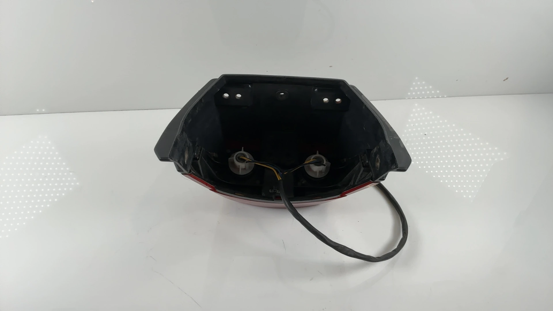 Yamaha Vision XZ550 550CC Tail Brake Light 1982-1983 OEM 11H-84710-60-00 - Image 9