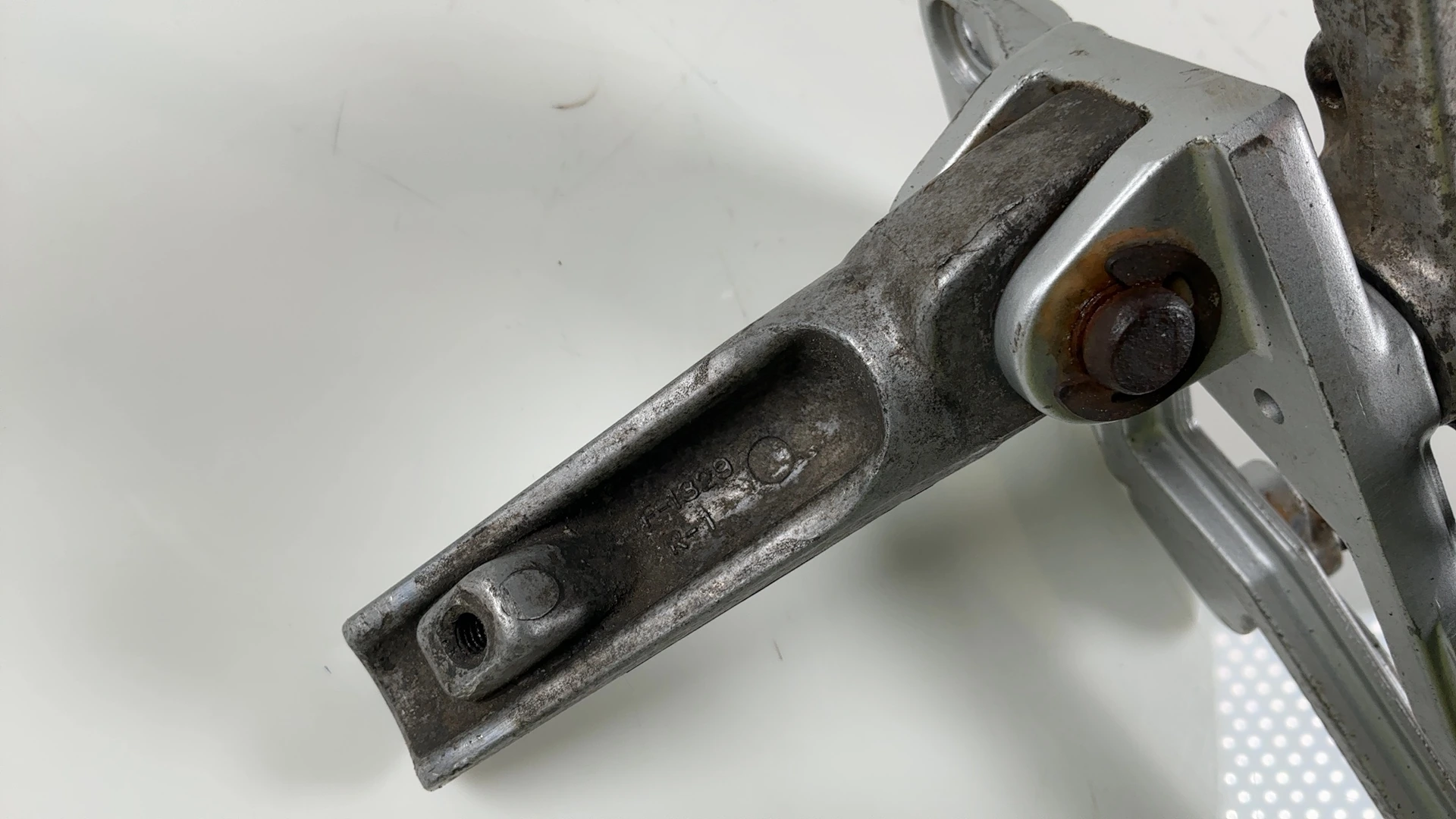 Kawasaki Ninja ZX750F 750CC Front Right Footrest Bracket 1987-90 OEM 35011-1315 - Image 7
