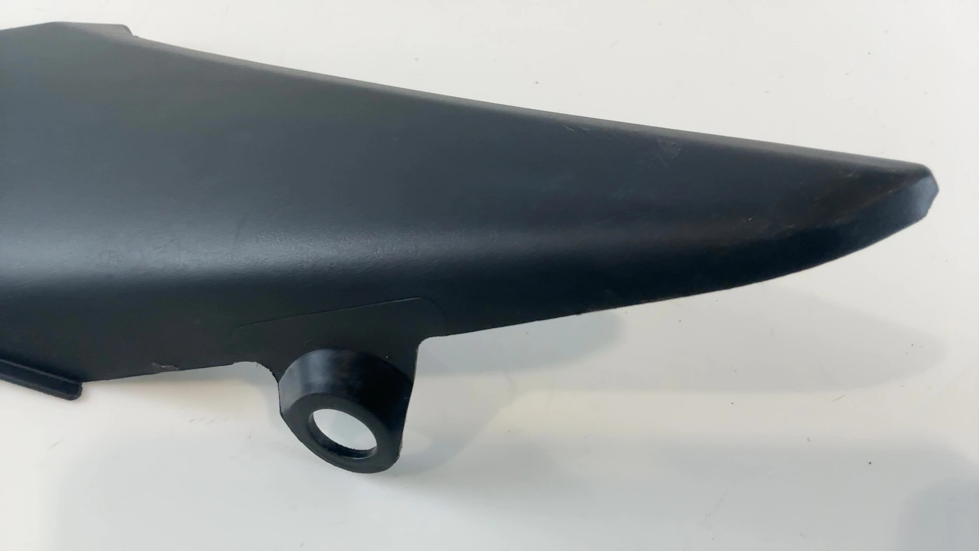 Honda CBR600RR PC37 600cc Right Side Tank Cover 2003 2004 OEM 83600-MEE-000ZA - Image 4