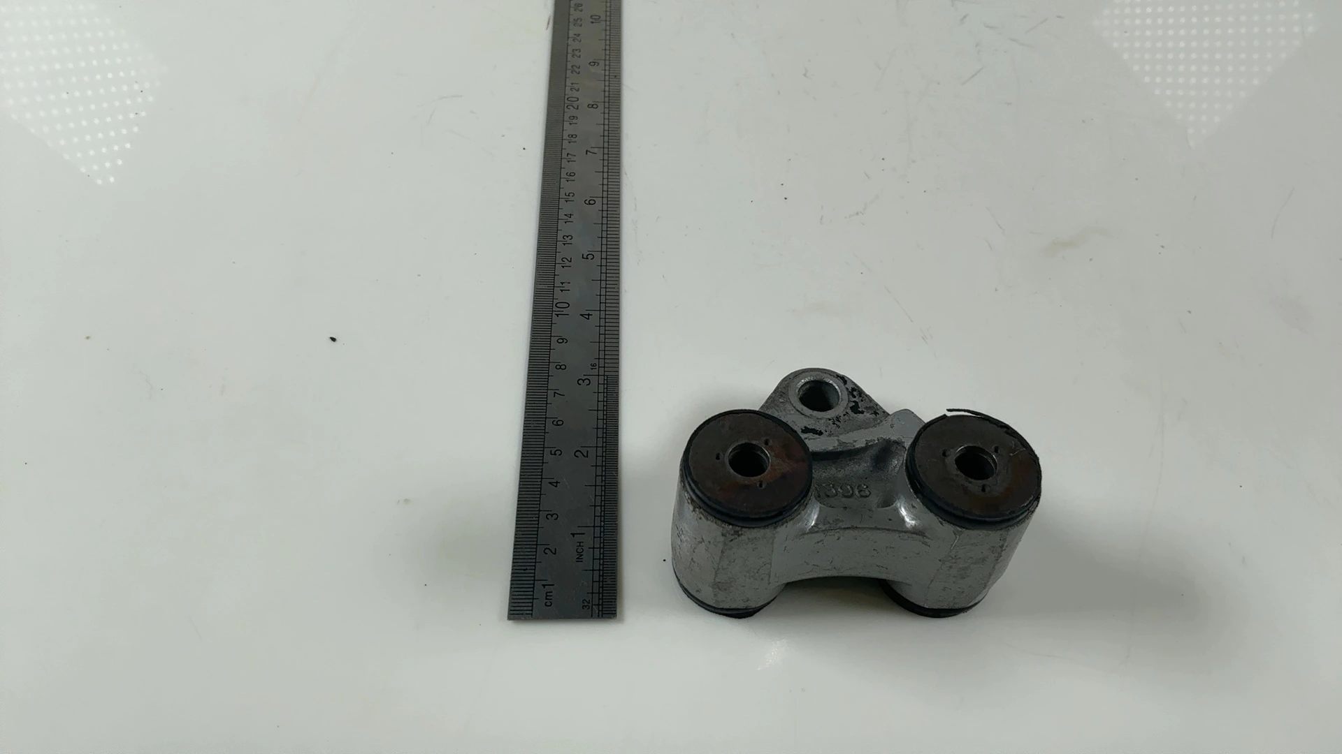 Kawasaki Ninja 1000R ZX1000A Front Left Engine Mount Bracket 1986-87 32029-1396 - Image 4