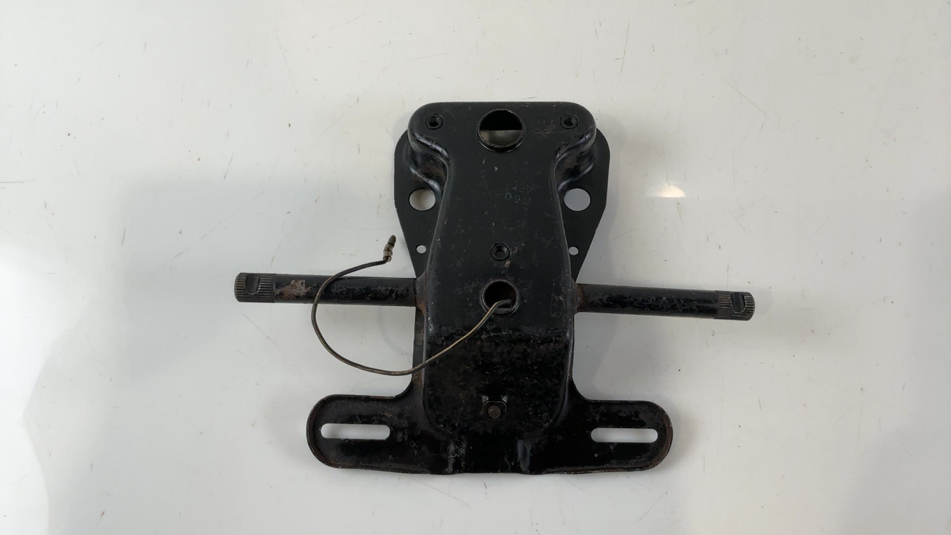 Kawasaki Z750E KZ750E 750cc Rear Taillight Mount Bracket 1980-82 OEM 11034-1753 - Image 6