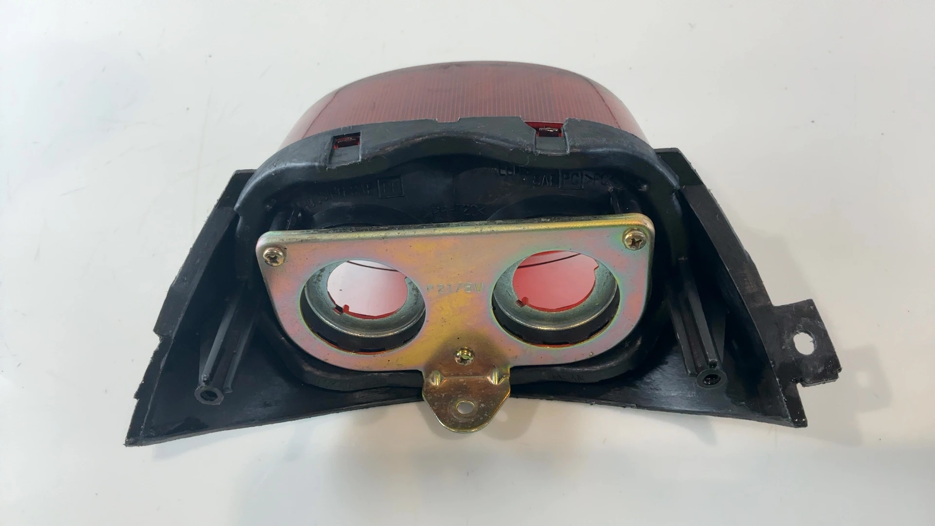 Suzuki GSXR 750 GSX-R750 750cc Rear Taillight Brake Light 1996-97 35710-33E00 - Image 4