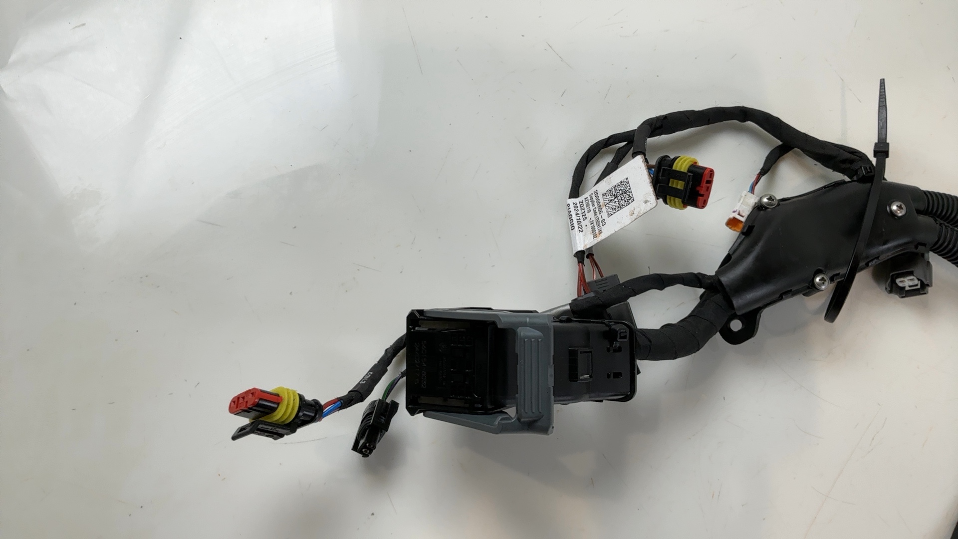 Aprilia Tuono V4 Factory 1100 Engine Wiring Harness 2024-2026 OEM 2D000866 - Image 9