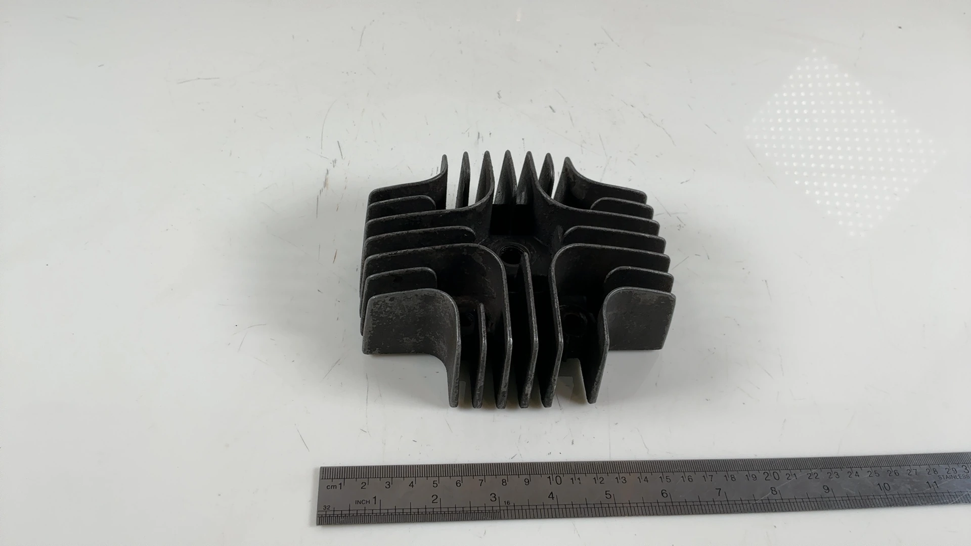 Suzuki A100 100CC Cylinder Head 1966-1976 OEM 11111-12402 - Image 5