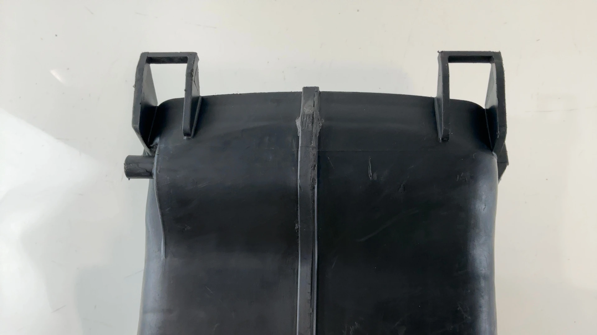Suzuki GSXR 750 1100 GSX-R750W 750cc Air Box 1992-1995 OEM 13700-46E10 - Image 5