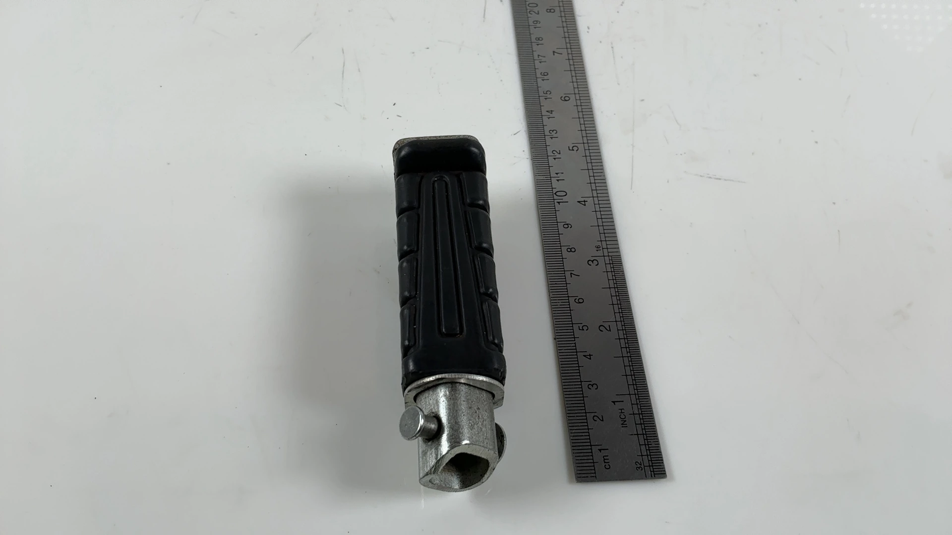 Yamaha YS125 RE331 125cc Rear Right Foot Peg 2017-2019 OEM 5VL-F7440-01 - Image 3