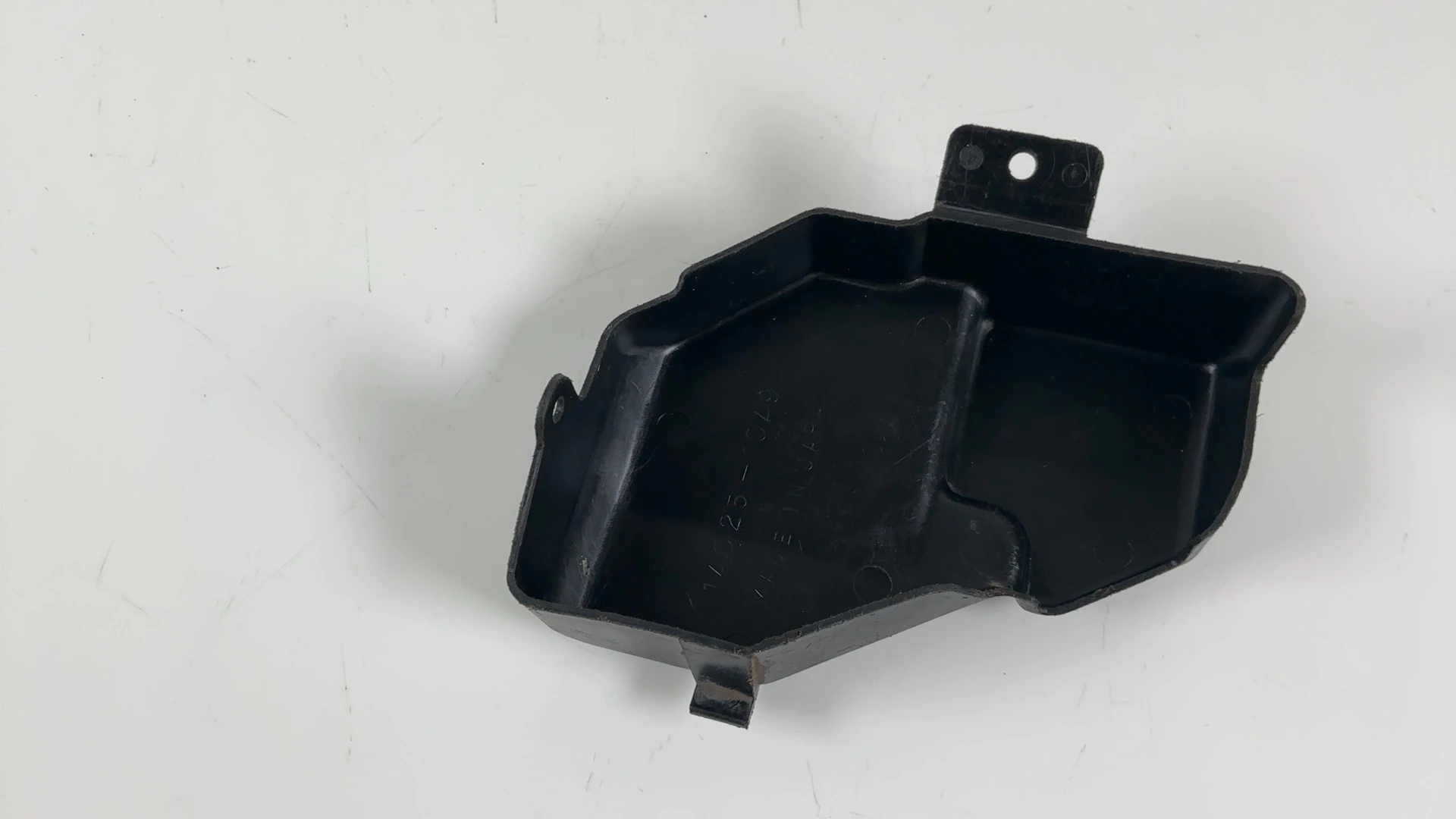 Kawasaki Z550 KZ550B 550cc Electrical Box Cover 1981-1982 OEM 14025-1049 - Image 4