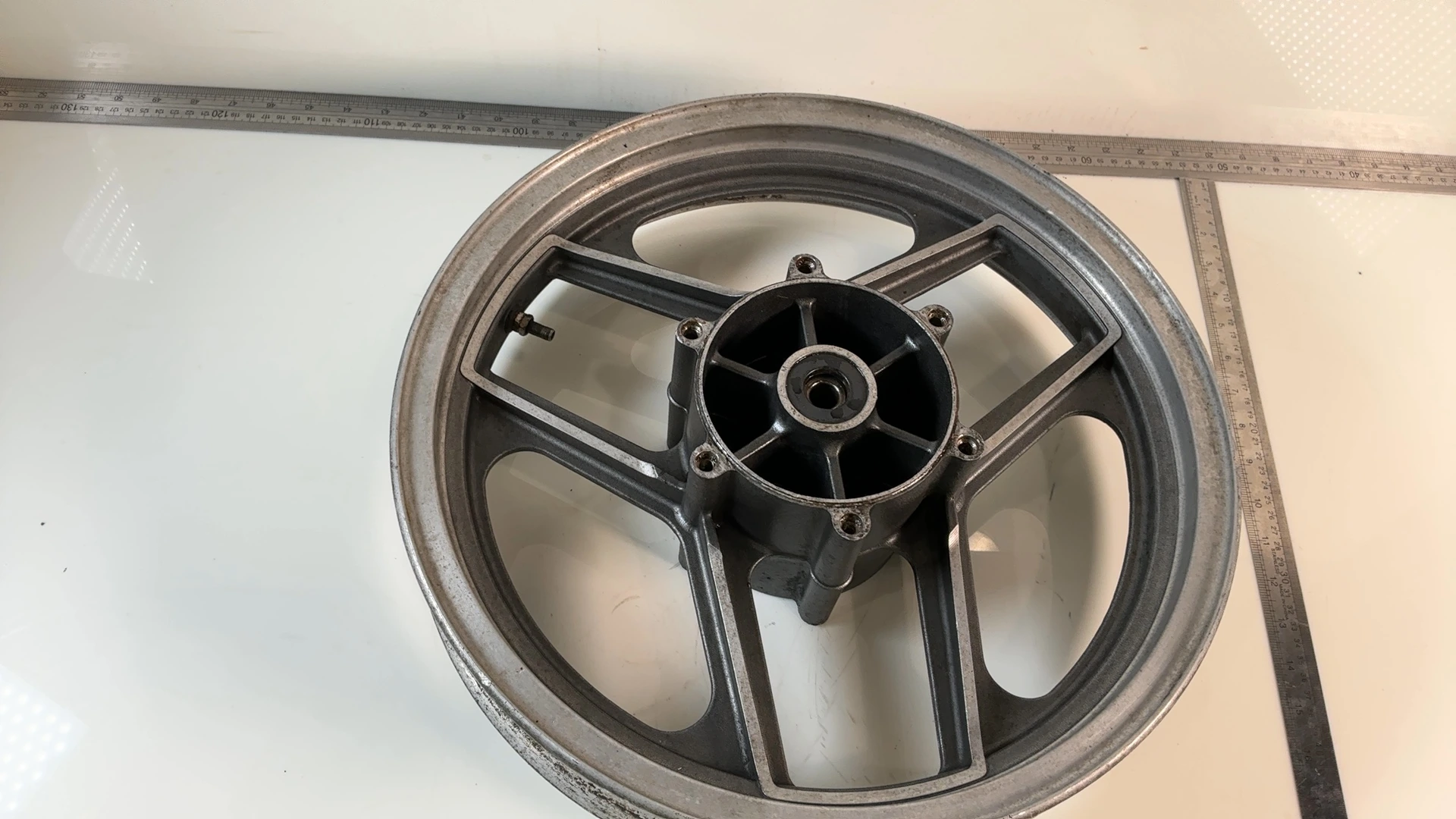 KAWASAKI GPZ750R ZX750G 750cc FRONT WHEEL RIM 1985-1988 OEM 41073-1299-J9 F1156 - Image 3