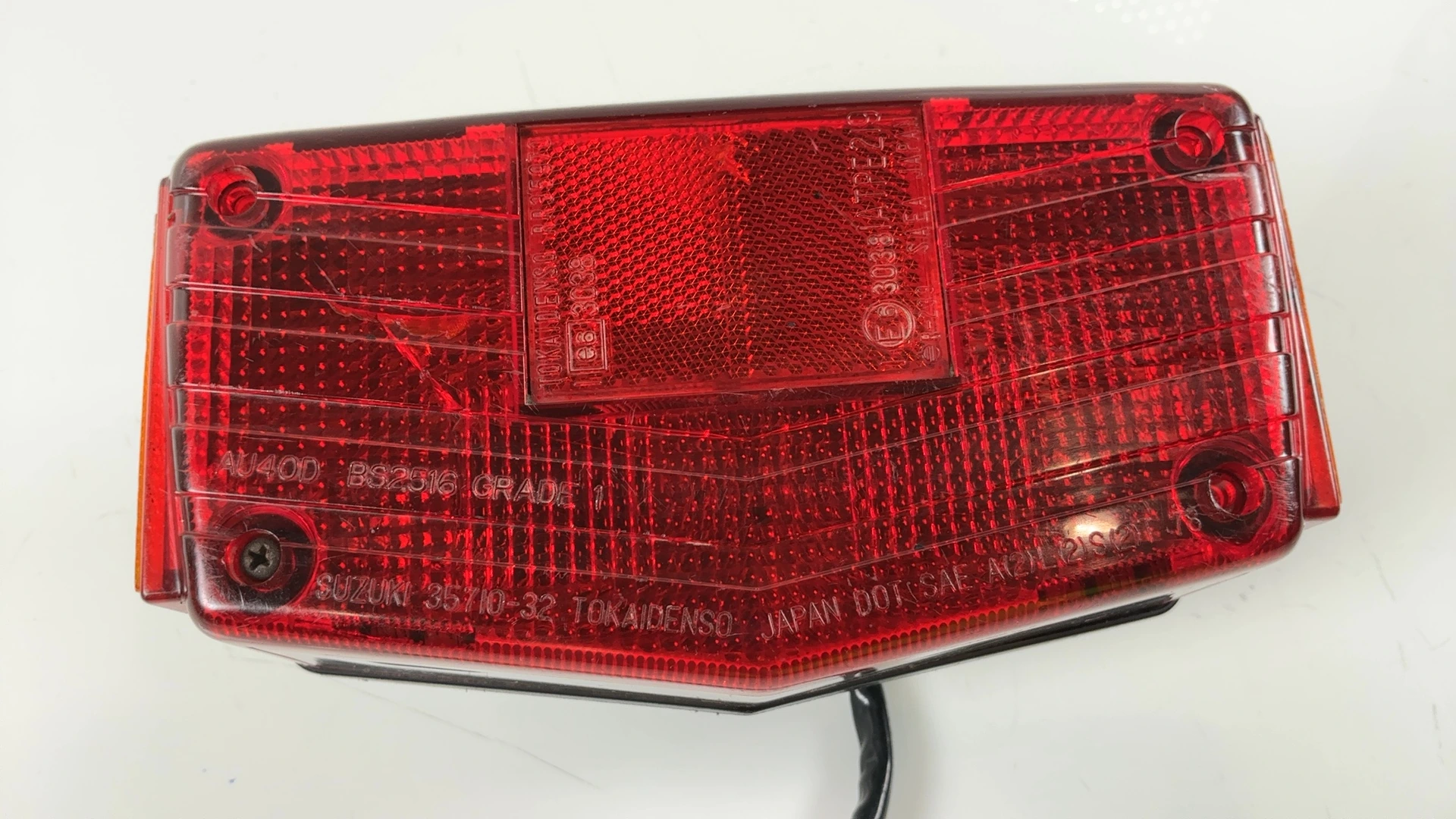 Suzuki GSX400 GSX400E 400 Tail Light 1980-1982 OEM 35710-32410 - Image 4