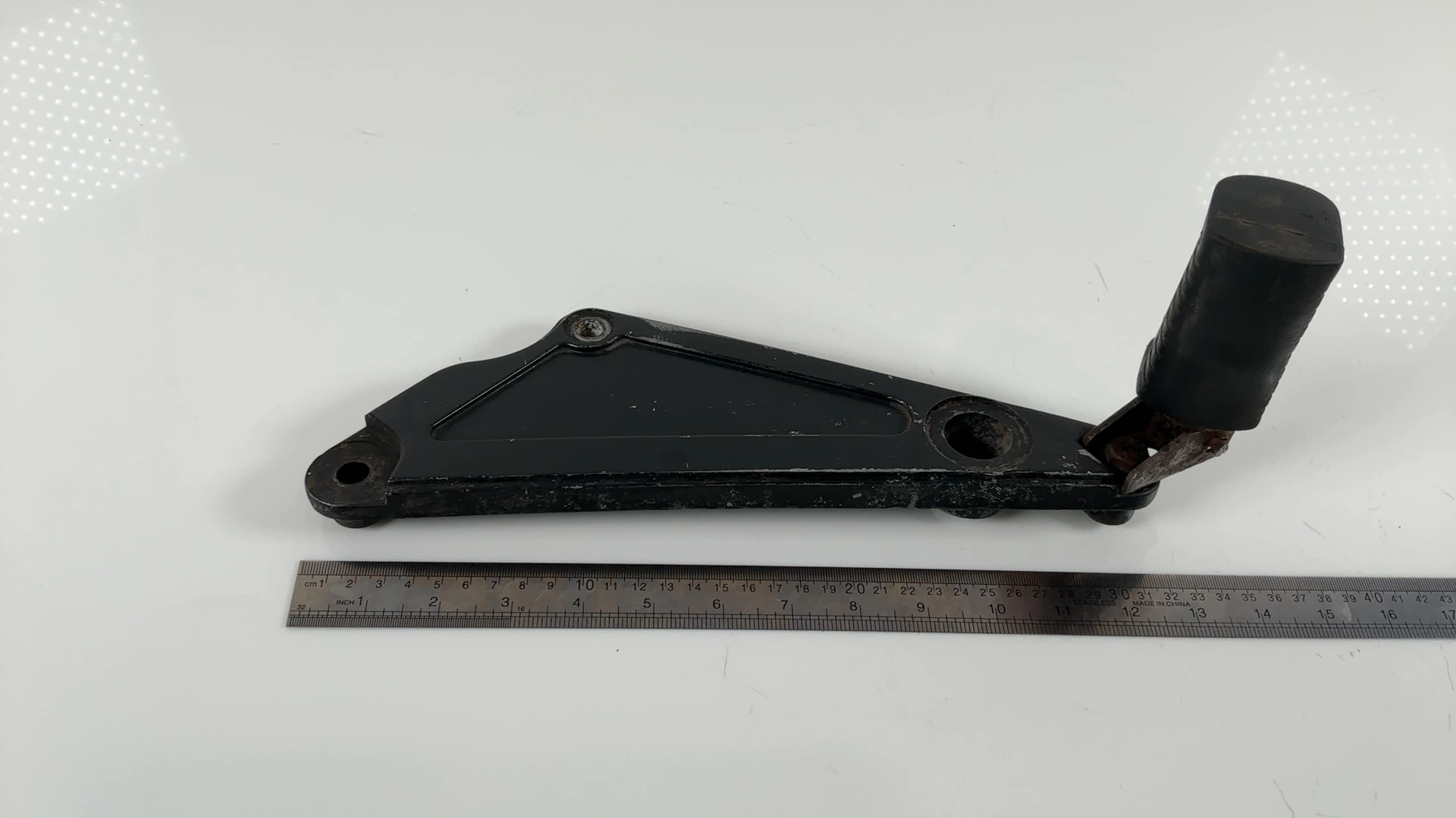 Kawasaki Z750 GT KZ750P 750cc Left Rear Foot Rest Bracket 1982-93 OEM 35011-1132