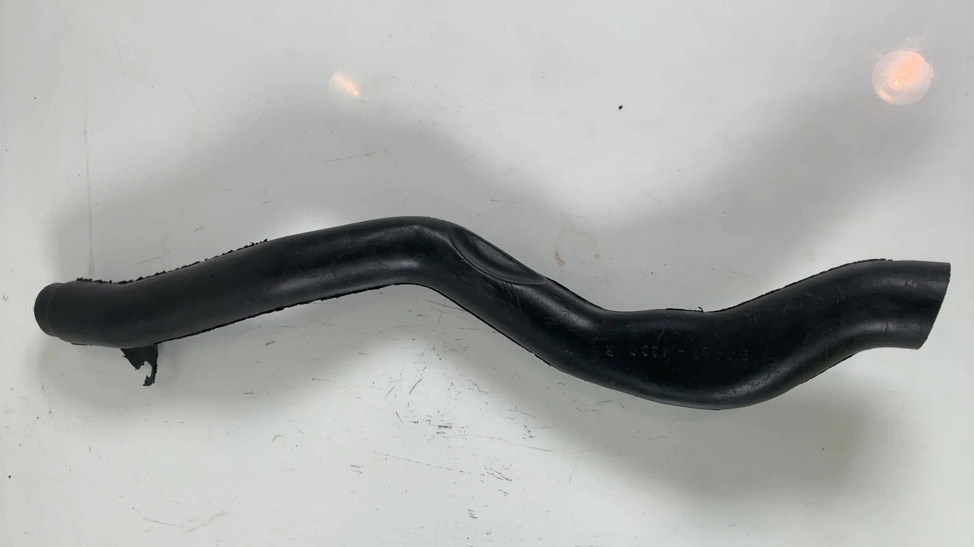 Suzuki GSX-R1100 GV73 1100cc Right Air Intake Duct Tube 1989-1992 OEM 94451-41C00 - Image 9