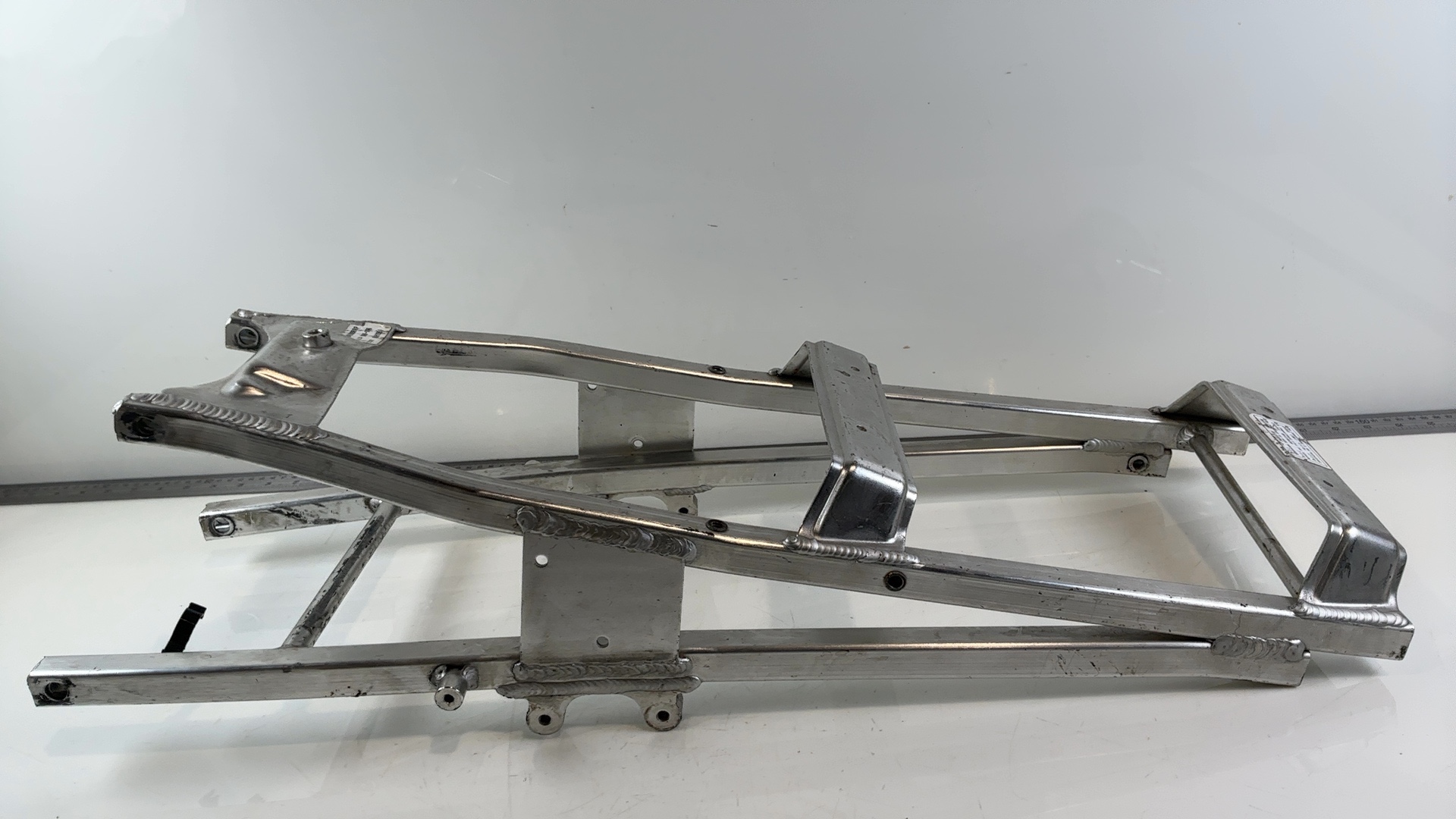 Honda CBR900RR SC28 900 Rear Subframe 1992 1993 1994 1995 OEM 50200-MW0-000 - Image 4