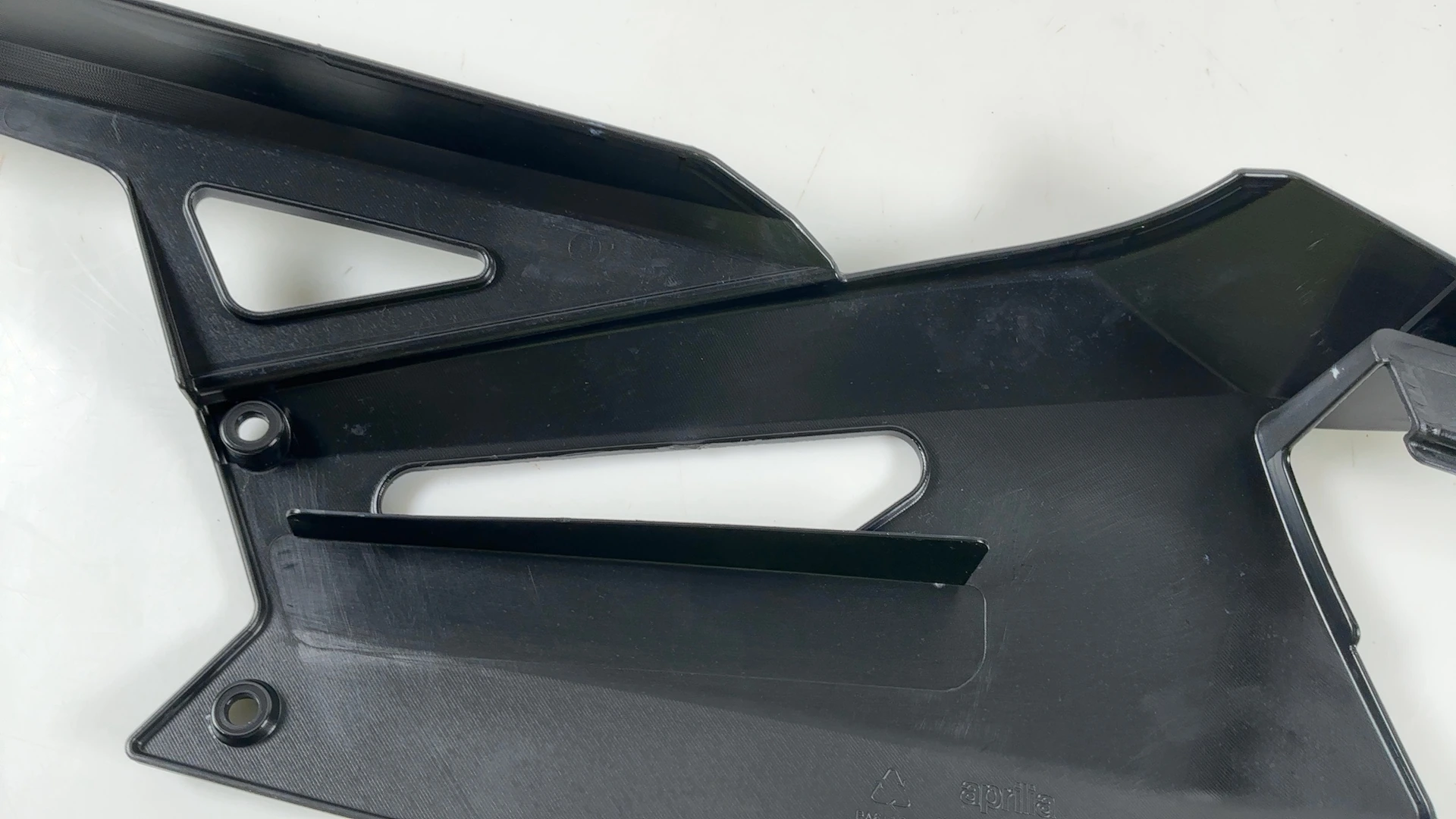Aprilia Tuono RS 660 Factory 660cc Chain Guard Swingarm Cover 2020-2026 2B006389 - Image 5