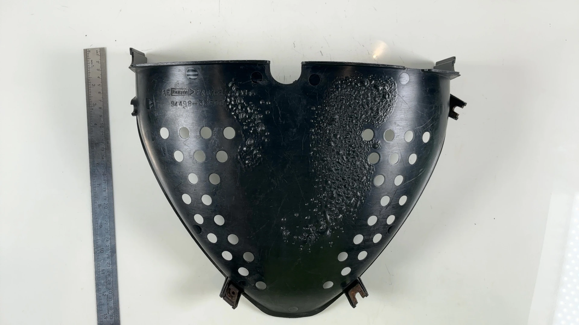 Suzuki GSXR750 GSXR600 Lower Center Inner Cowl Fairing 1996-2000 OEM 94498-33E00 - Image 4
