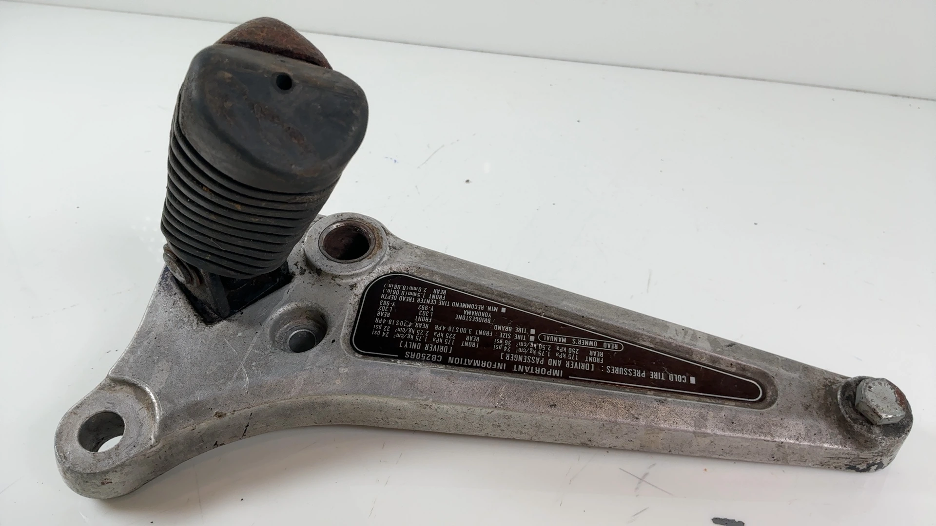 Honda CB250RS MC02 250cc Right Footrest Hanger Bracket 1980-85 OEM 50640-MC0-000