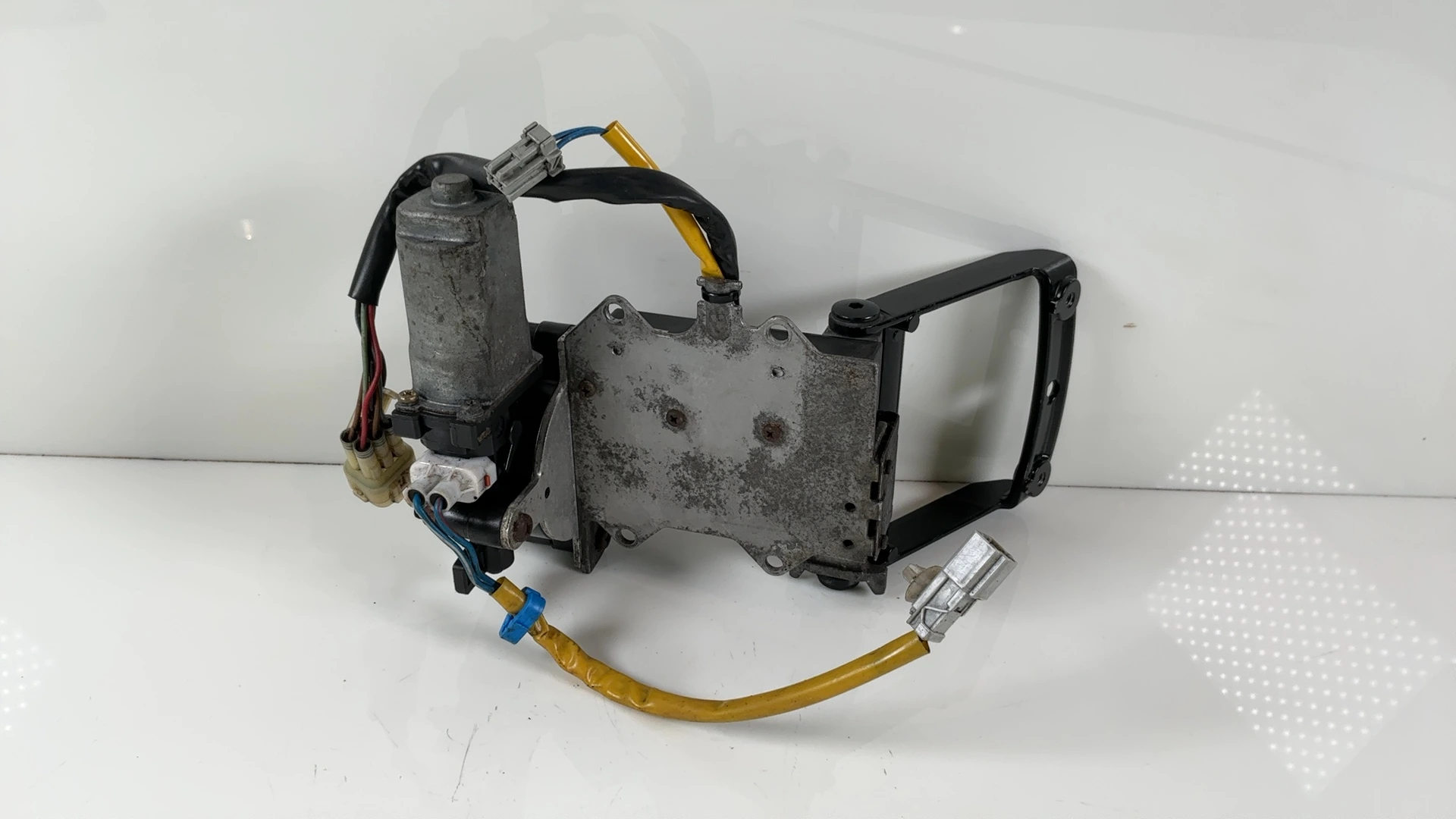 Yamaha FJR1300 FJR 1300 Windshield Motor Adjuster 2001-2002 OEM 5JW-83306-00 - Image 2
