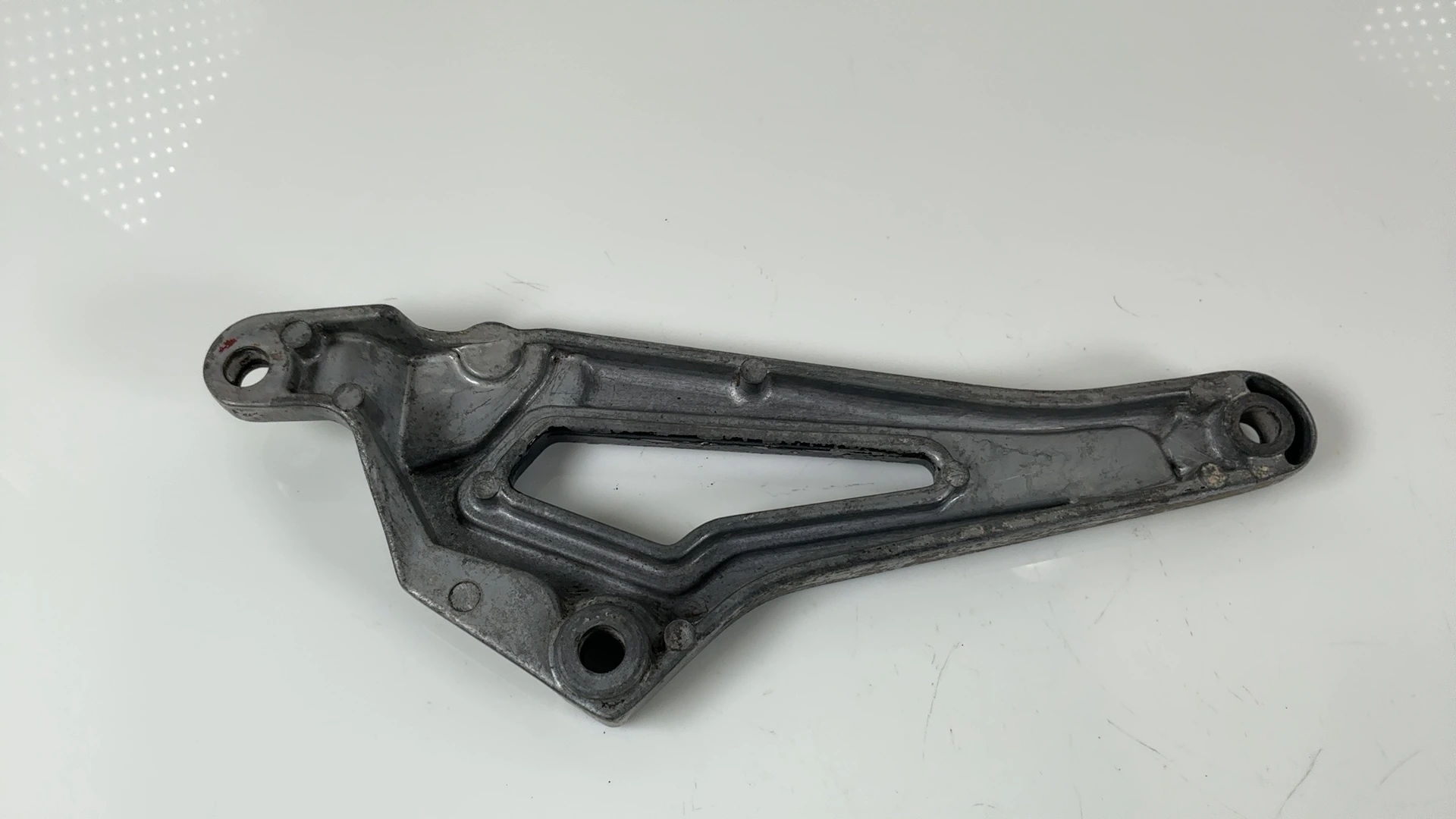 Yamaha RD125LC 10W 125 Rear Left Footrest Bracket 1982-1984 OEM 10W-27442-01 - Image 6