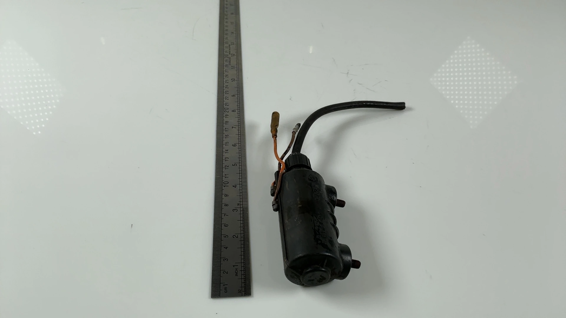 Yamaha RD250 CM11-50 250cc Ignition Coil 1973-1979 OEM 254-82310-60-00 - Image 4