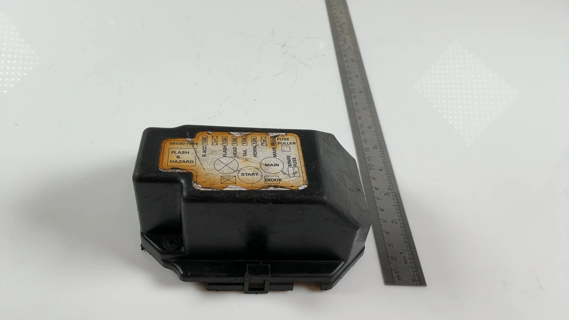 Kawasaki GPZ1100 ZX1100A 1100cc Junction Fuse Box Cover 1983-1985 OEM 56030-1026 - Image 3