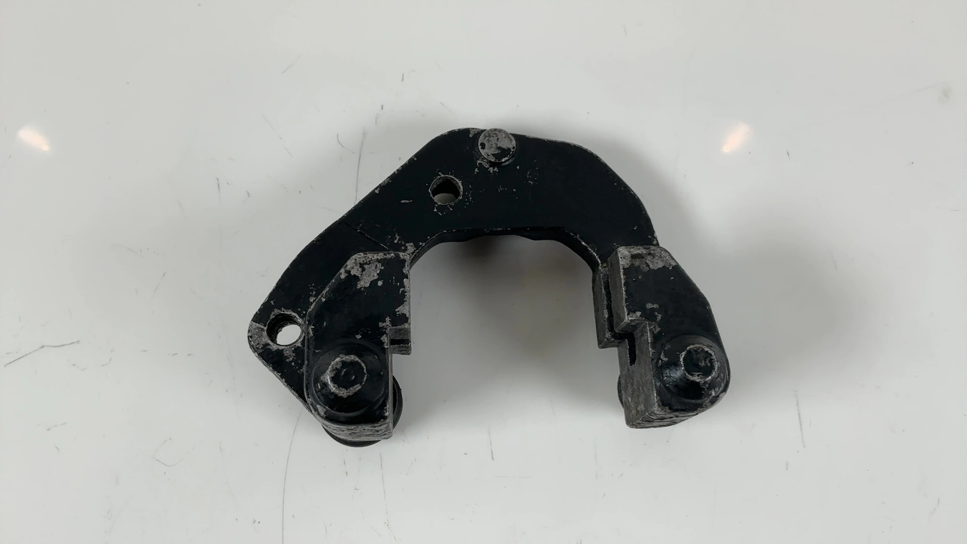 Honda CB400N Super Dream L-Front Brake Caliper Bracket 1978-1984 45110-415-611 - Image 2