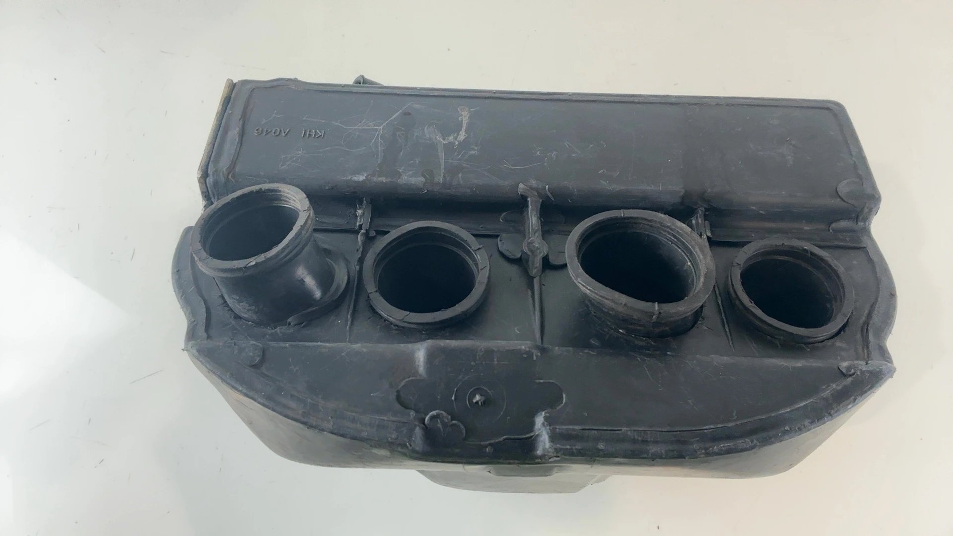 Kawasaki Concours GTR1000 ZG1000 1000CC Air Filter Box 1986-2006 OEM 11010-1299 - Image 3