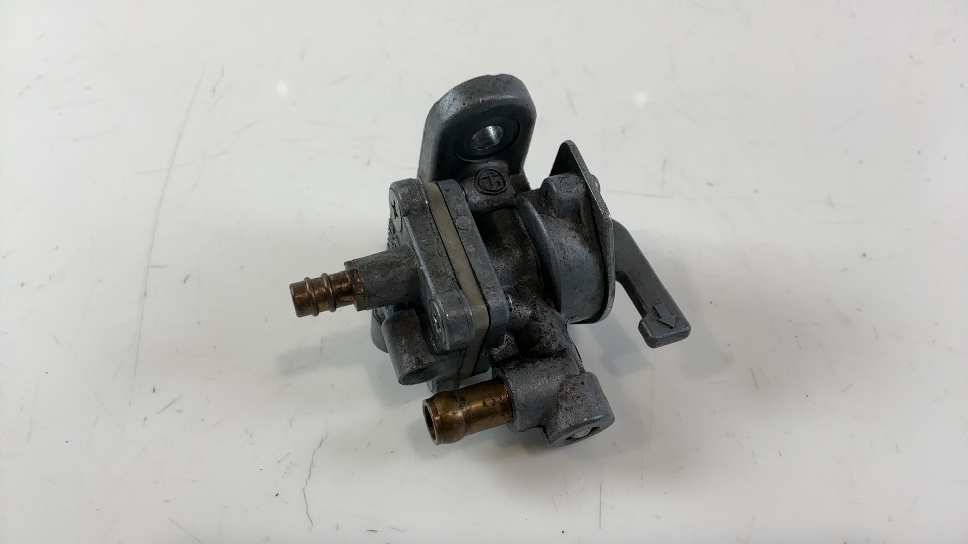 Kawasaki KZ750 Twin 750 cc Fuel Petcock Valve 1976-1983 OEM 51023-1375 - Image 6