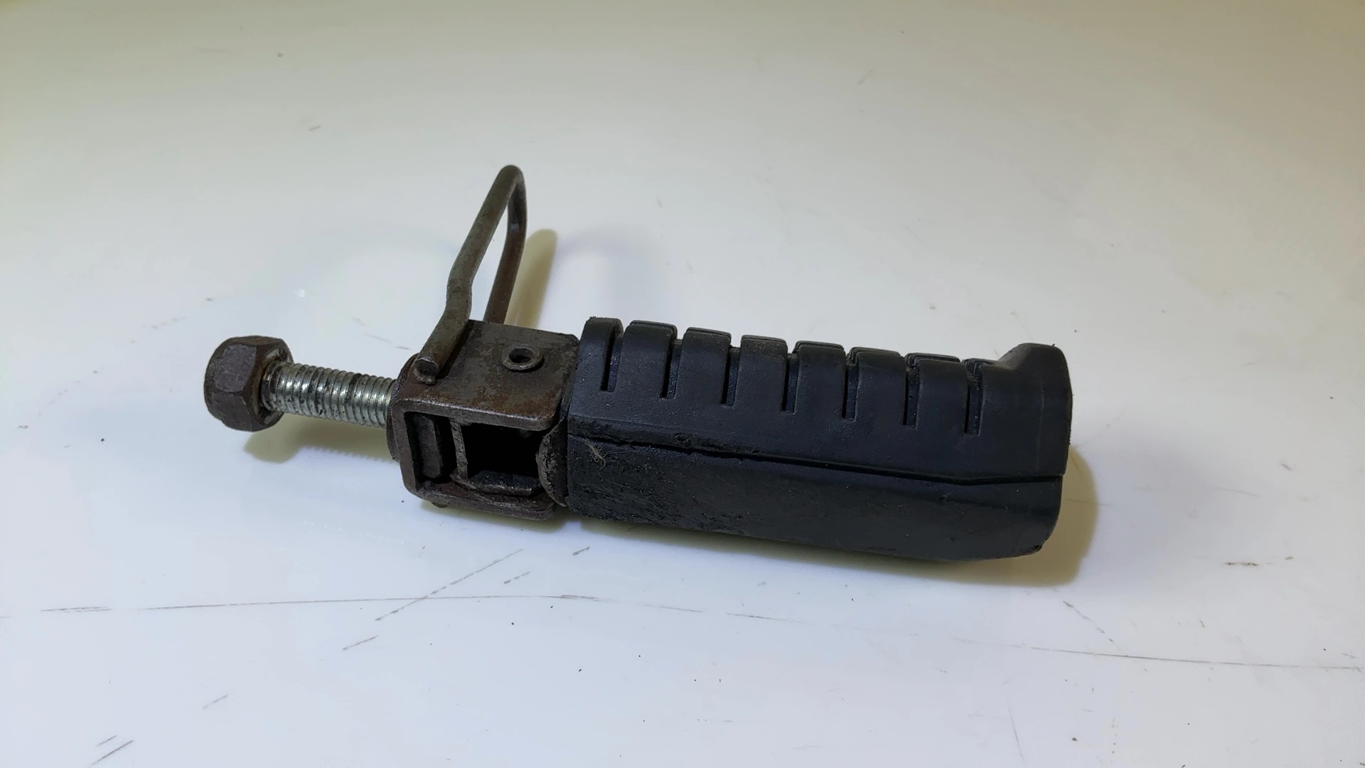 Aprilia Rally 50 50cc Left Rear Foot Rest Peg 1995-2004 OEM AP8146485 - Image 3