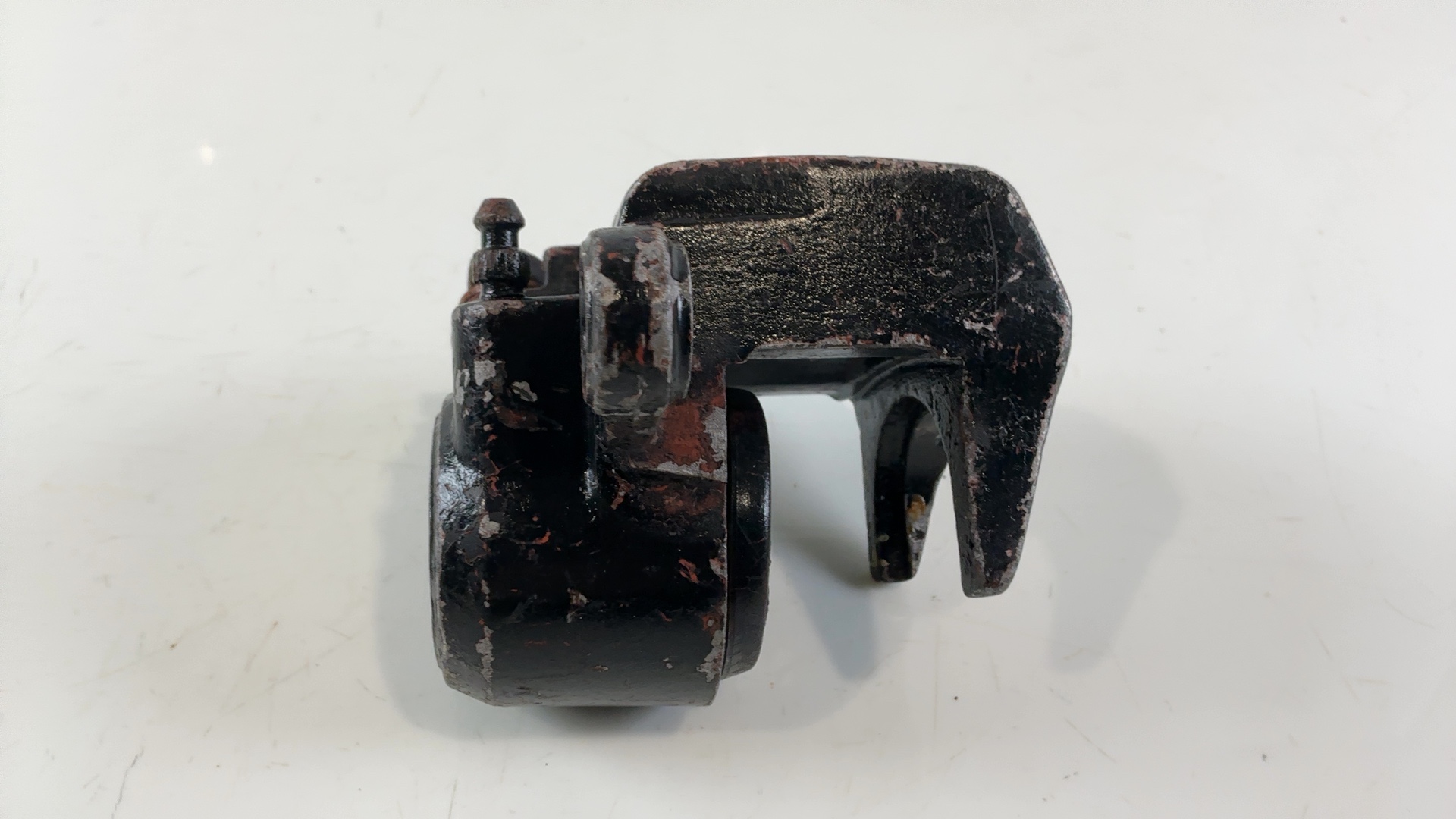 Suzuki GS750S Katana GSX750S 750cc Front Brake Caliper 1980-1983 OEM 59300-49020 - Image 3