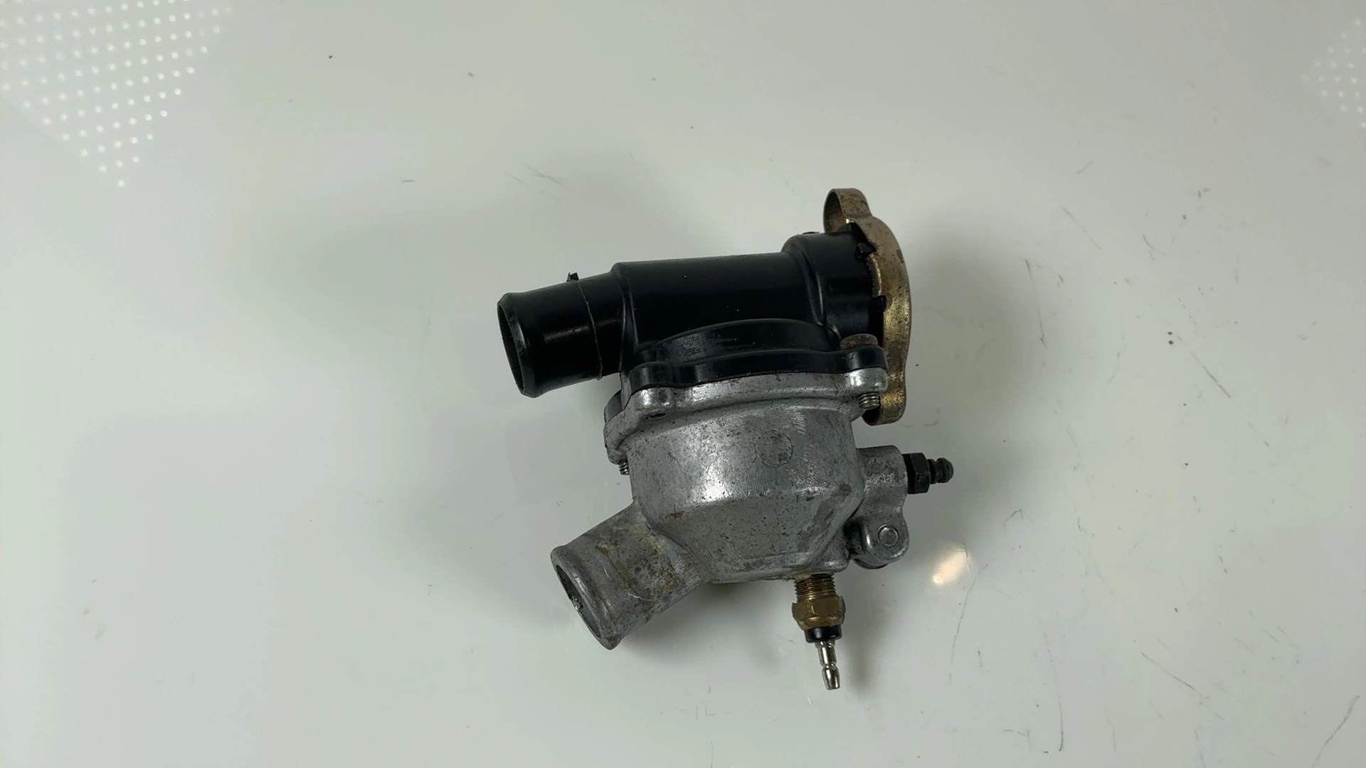 Kawasaki Ninja ZX6 ZX600D Thermostat Housing 1990-1992 OEM 16160-1117 - Image 4