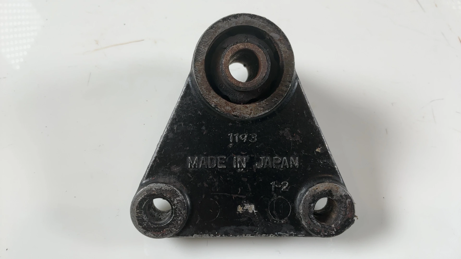 Kawasaki GT550 GT 550 Front Right Engine Mount Bracket 1983-1994 OEM 32029-1193 - Image 7