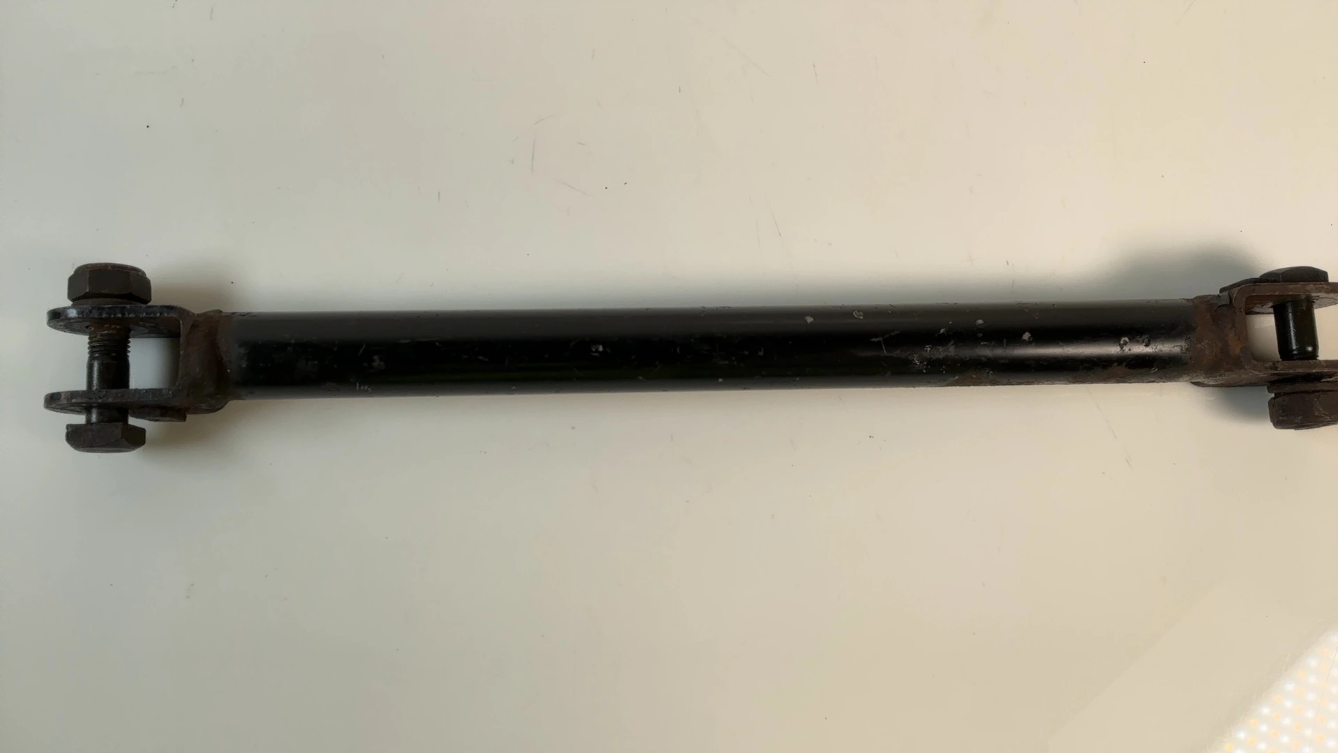 Kawasaki KZ1000 LTD J1 1000cc Rear Brake Torque Rod Stay 1981-82 OEM 43007-1015 - Image 2