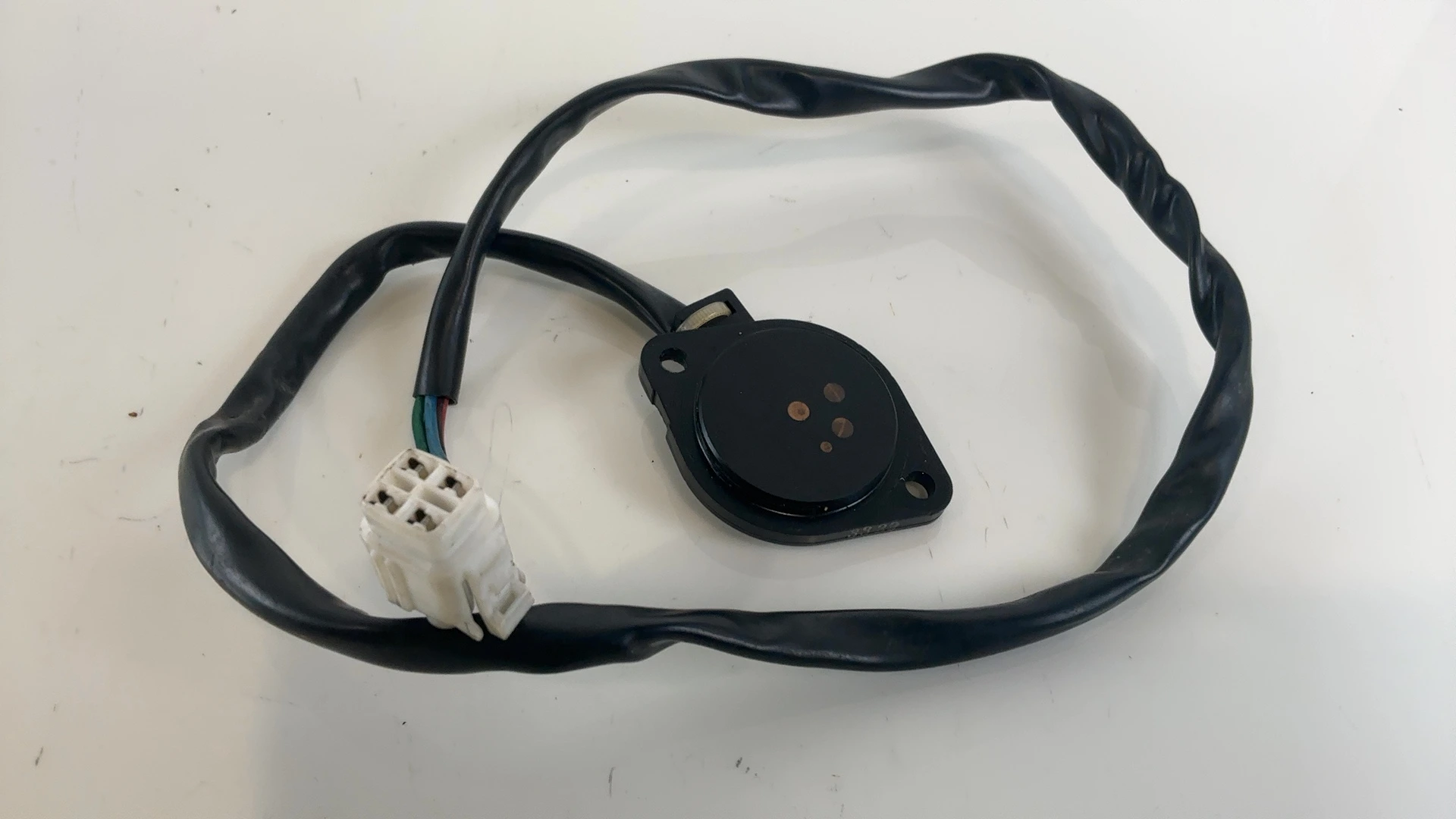 Suzuki Bandit GSF600 GSF 600 CC Neutral Switch Sensor 1996-2004 OEM 37720-20C10