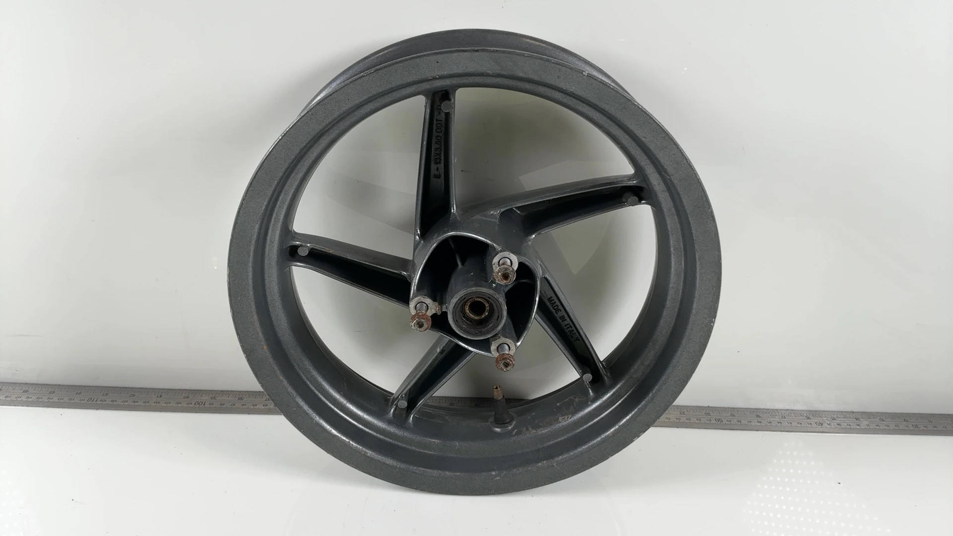 Aprilia SR 125 125CC Front Wheel Rim 1999-2001 OEM 8208705 Grimeca 13x3.50 - Image 2
