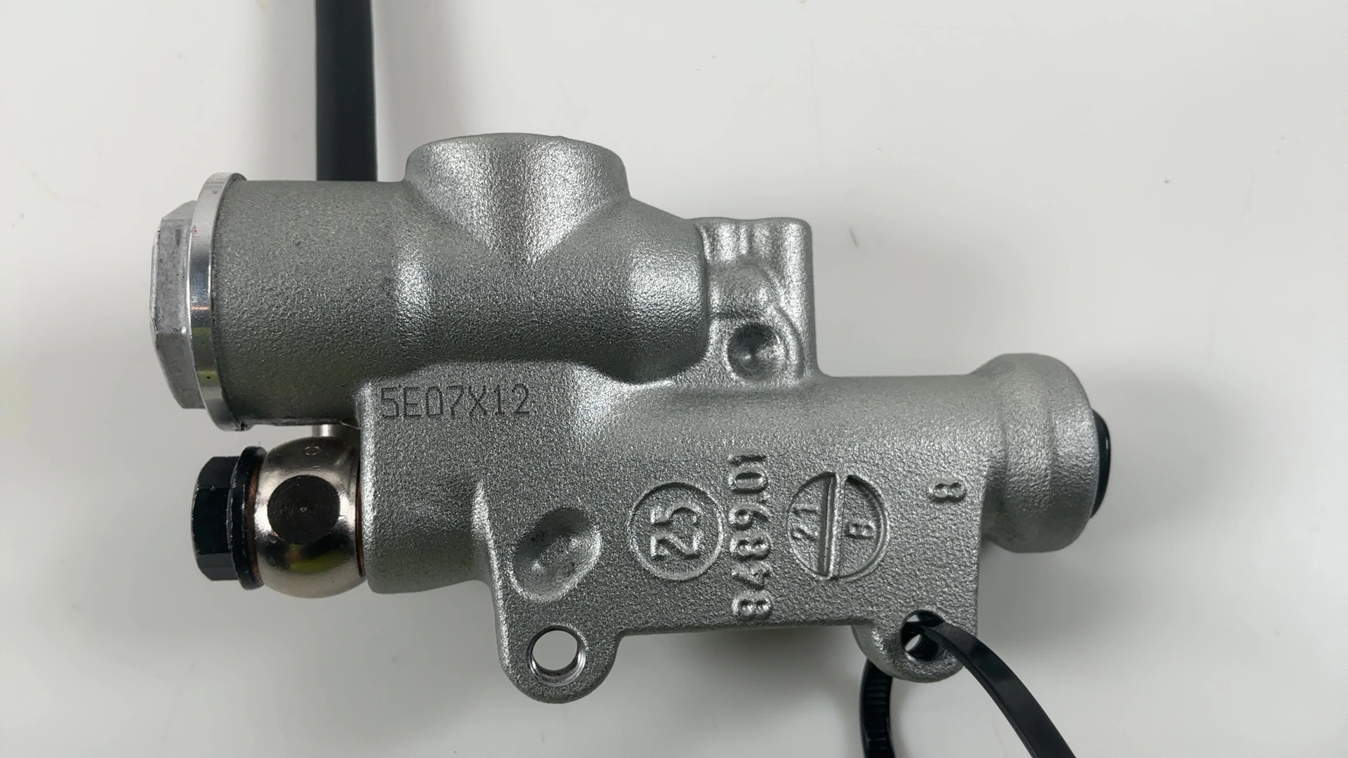 Aprilia RSV4 1100 Tuono V4 RR Factory Rear Brake Master Cylinder 2009-24 B044586 - Image 5