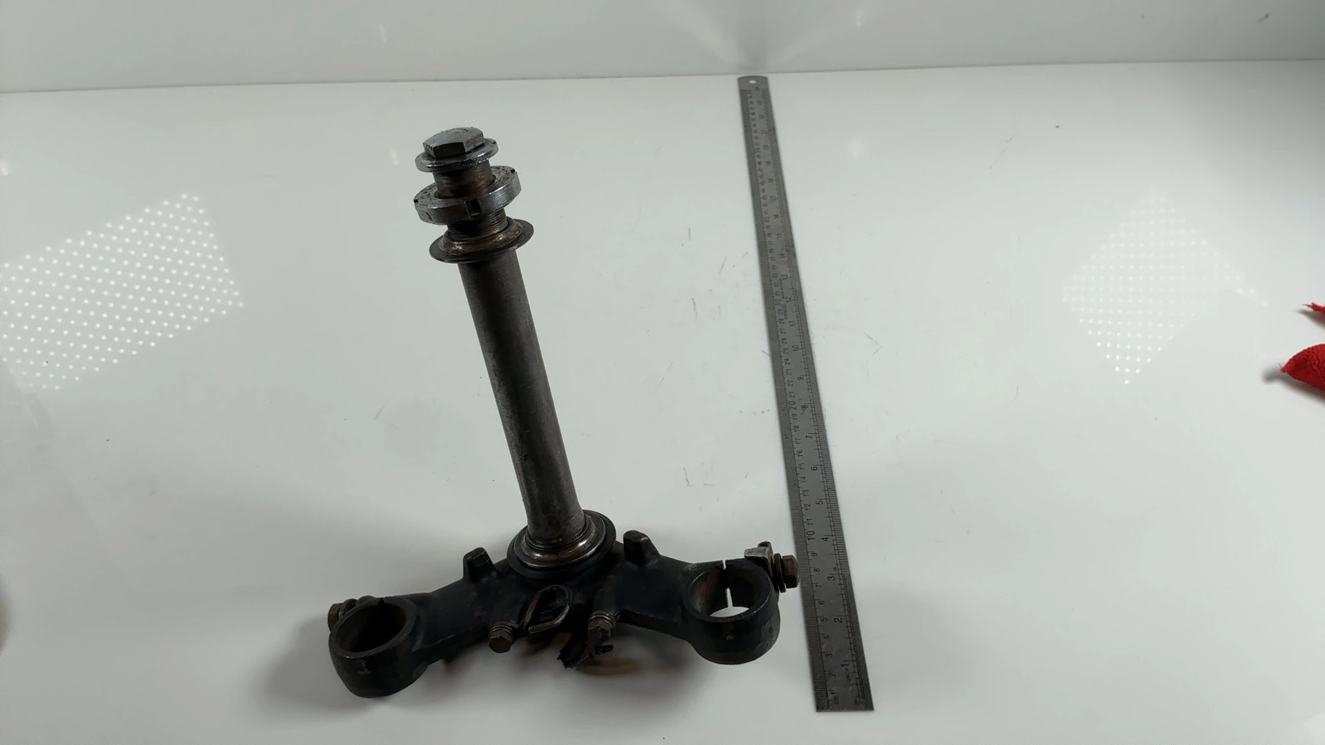Kawasaki KZ400 B H Lower Triple Tree Clamp Steering Stem 1979 1980 44037-1002 - Image 2