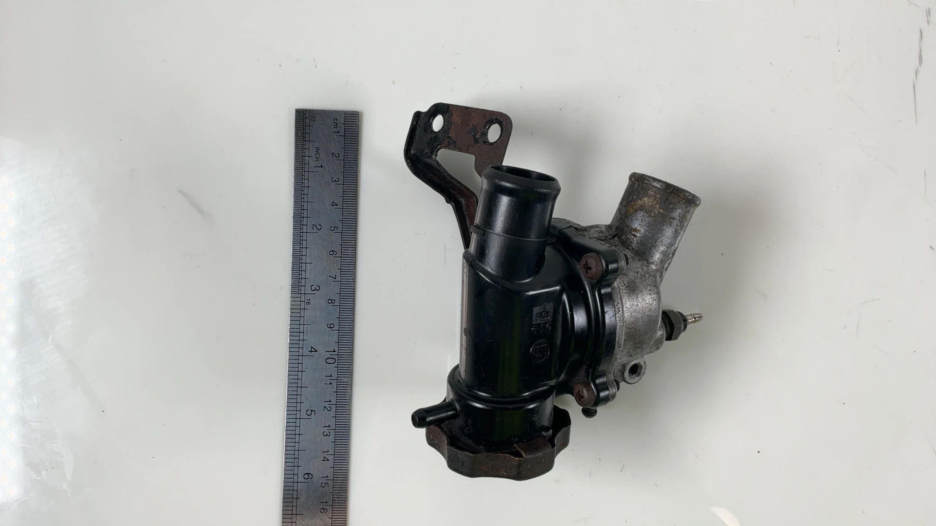 Kawasaki ZZR600 ZX600J 600CC Thermostat Housing 2005-2008 OEM 16160-1116 - Image 4