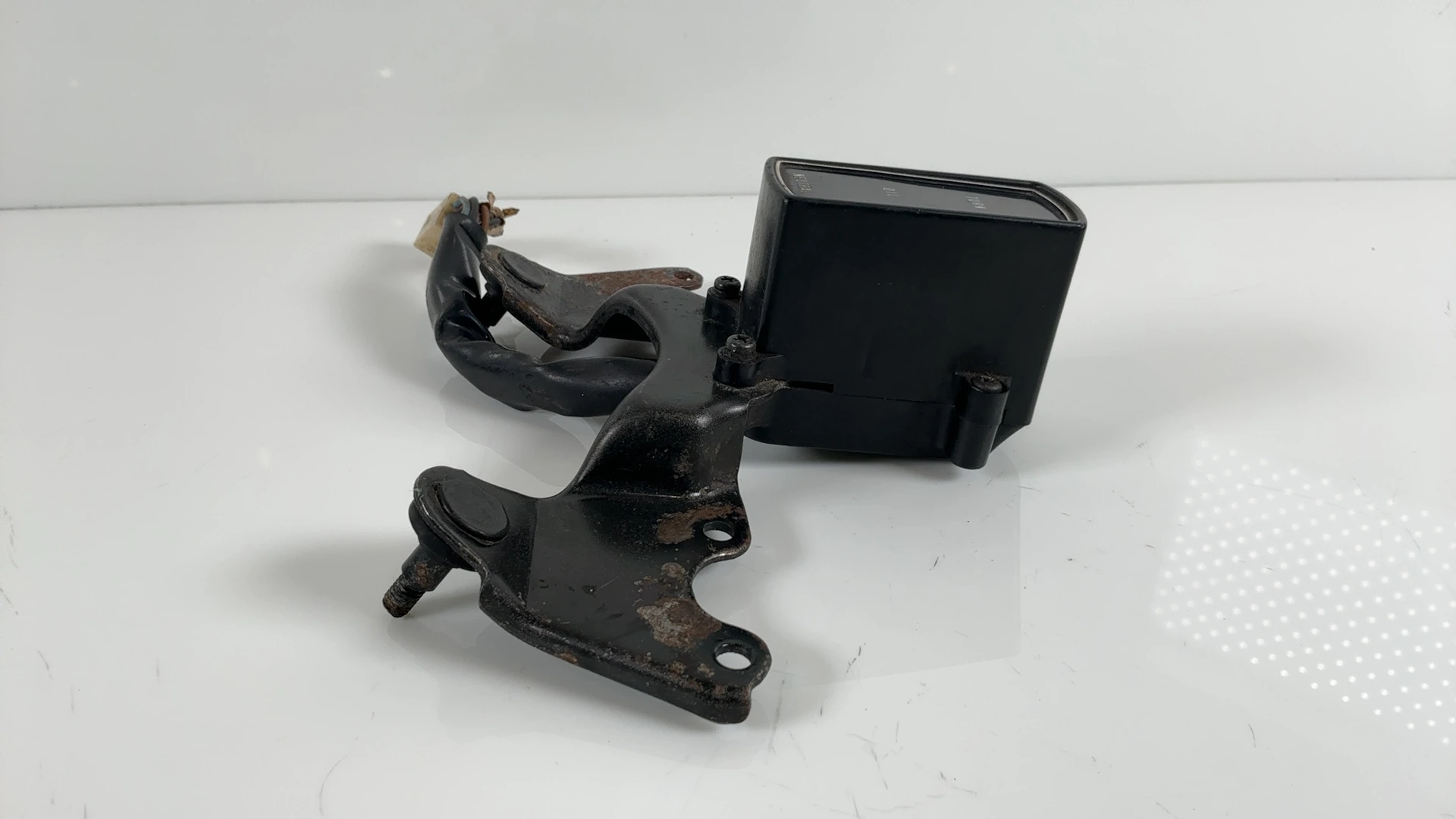 Yamaha XS650 XS400 Special 650cc Indicator Light Bracket 1978-83 2M0-83519-00-00 - Image 9