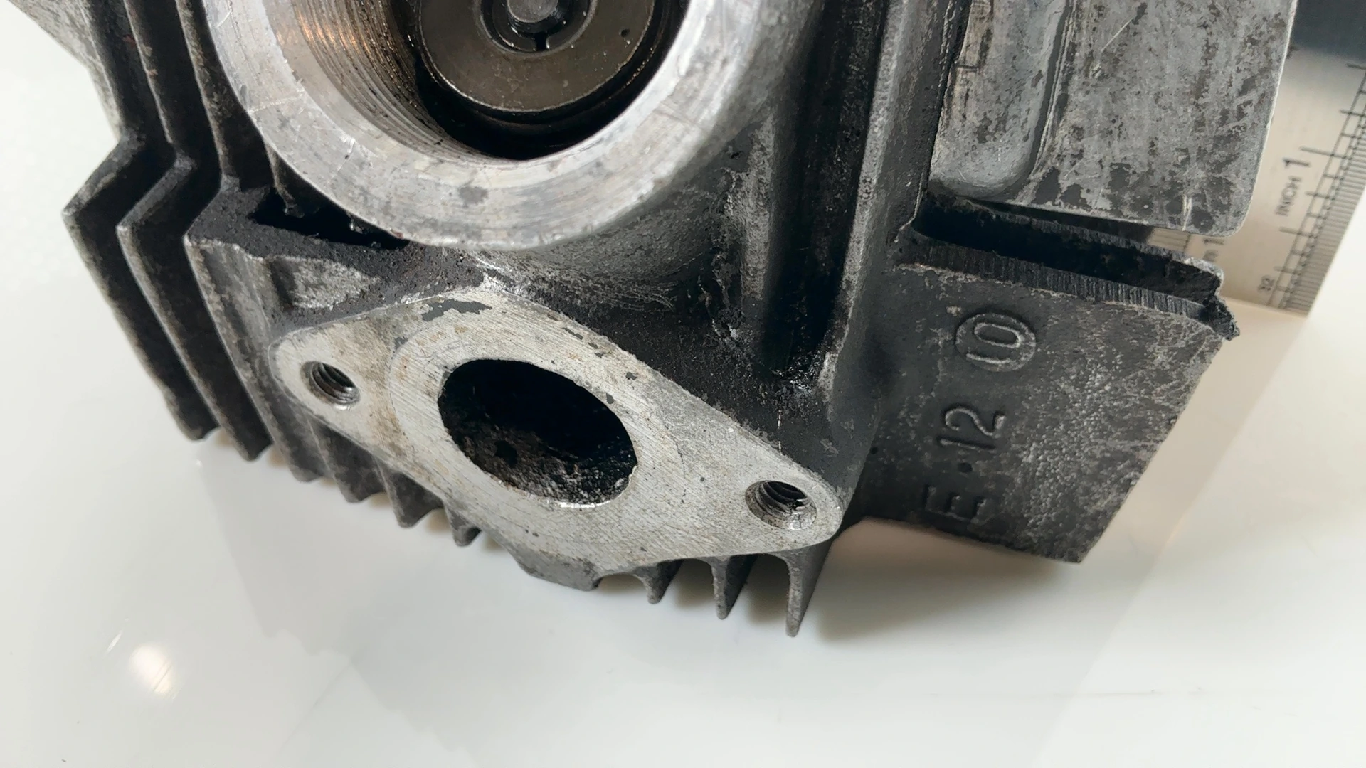 Honda Super 90 S90 90cc Cylinder Head 1964-1969 OEM 12200-028-020 - Image 4