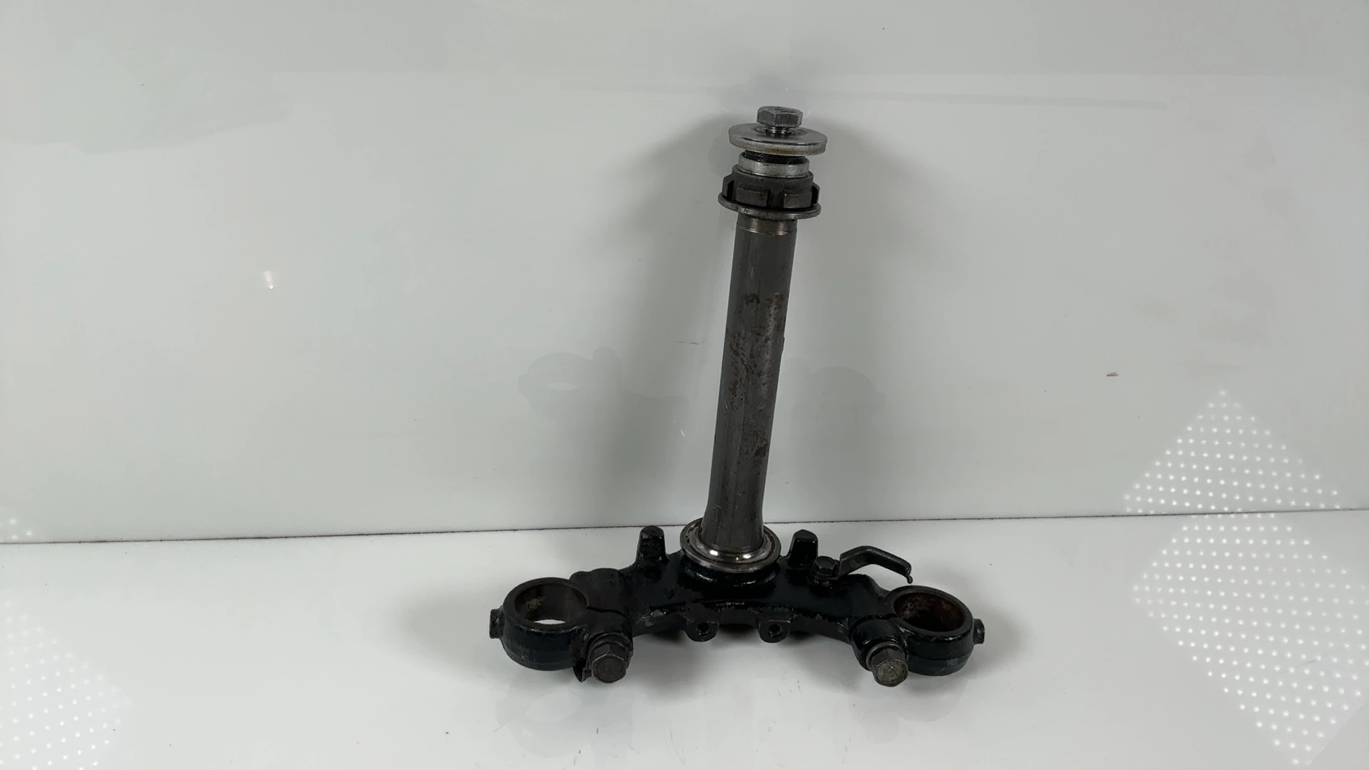Yamaha SR125 125cc Lower Triple Tree Steering Stem 1996-2001 OEM 3MW-23340-00-00