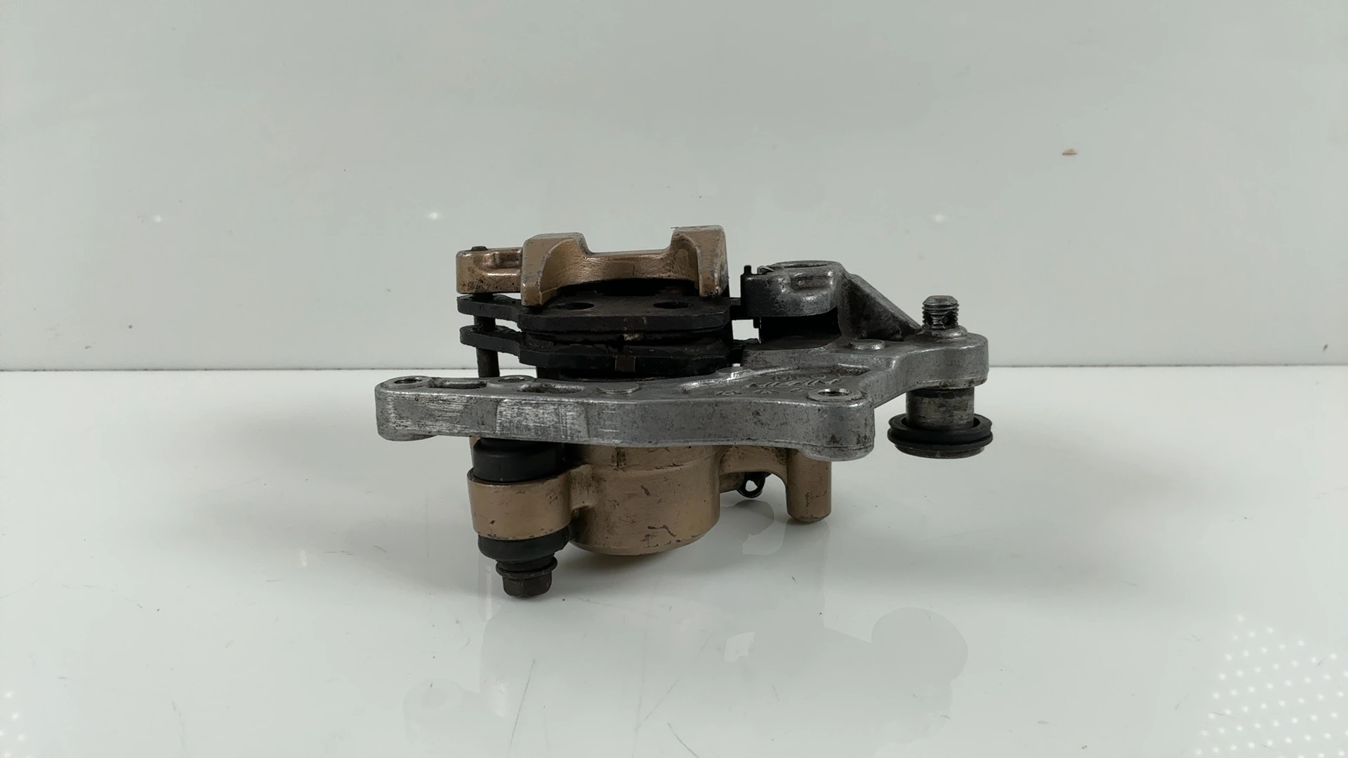 Honda VFR400 NC24 400cc Rear Brake Caliper 1987-1989 OEM 43100-NC24-006 - Image 5
